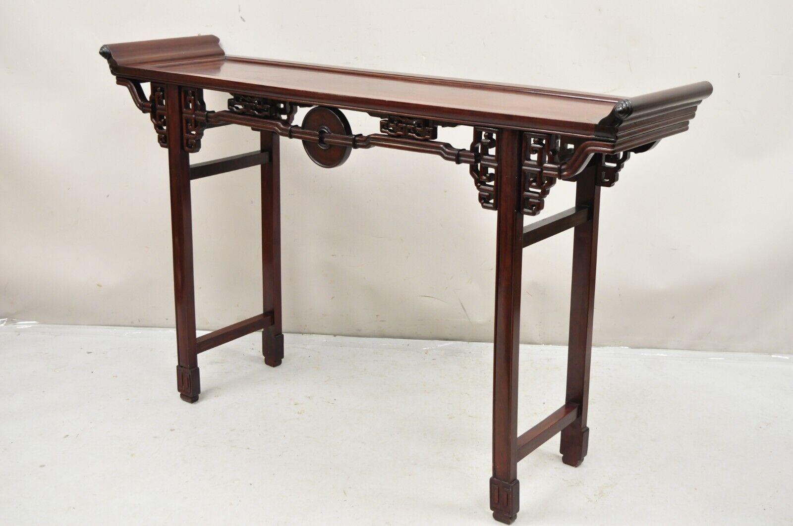 Vintage Chinese Oriental Fretwork Carved Hardwood Altar Console Hall Table For Sale 7