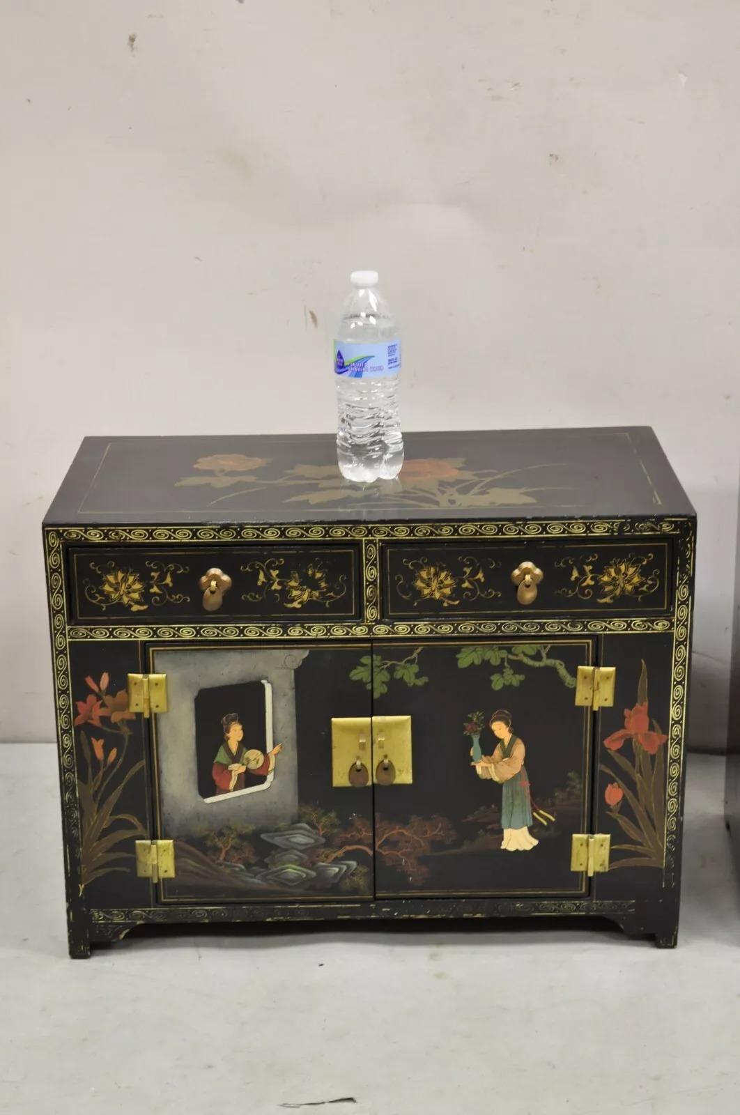 Chinesische, orientalische, kleine, asiatische, schwarz lackierte Vintage-Schränke im Vintage-Stil, ein Paar (Adirondack) im Angebot