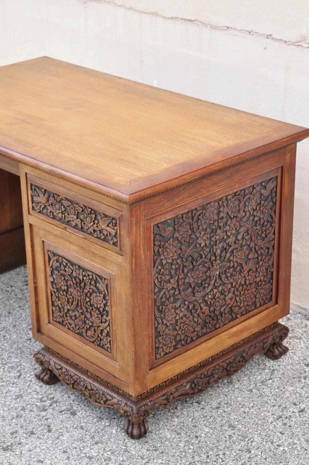 Vintage Chinese Ornately Carved Mahogany Oriental Chinoiserie Office Desk For Sale 5