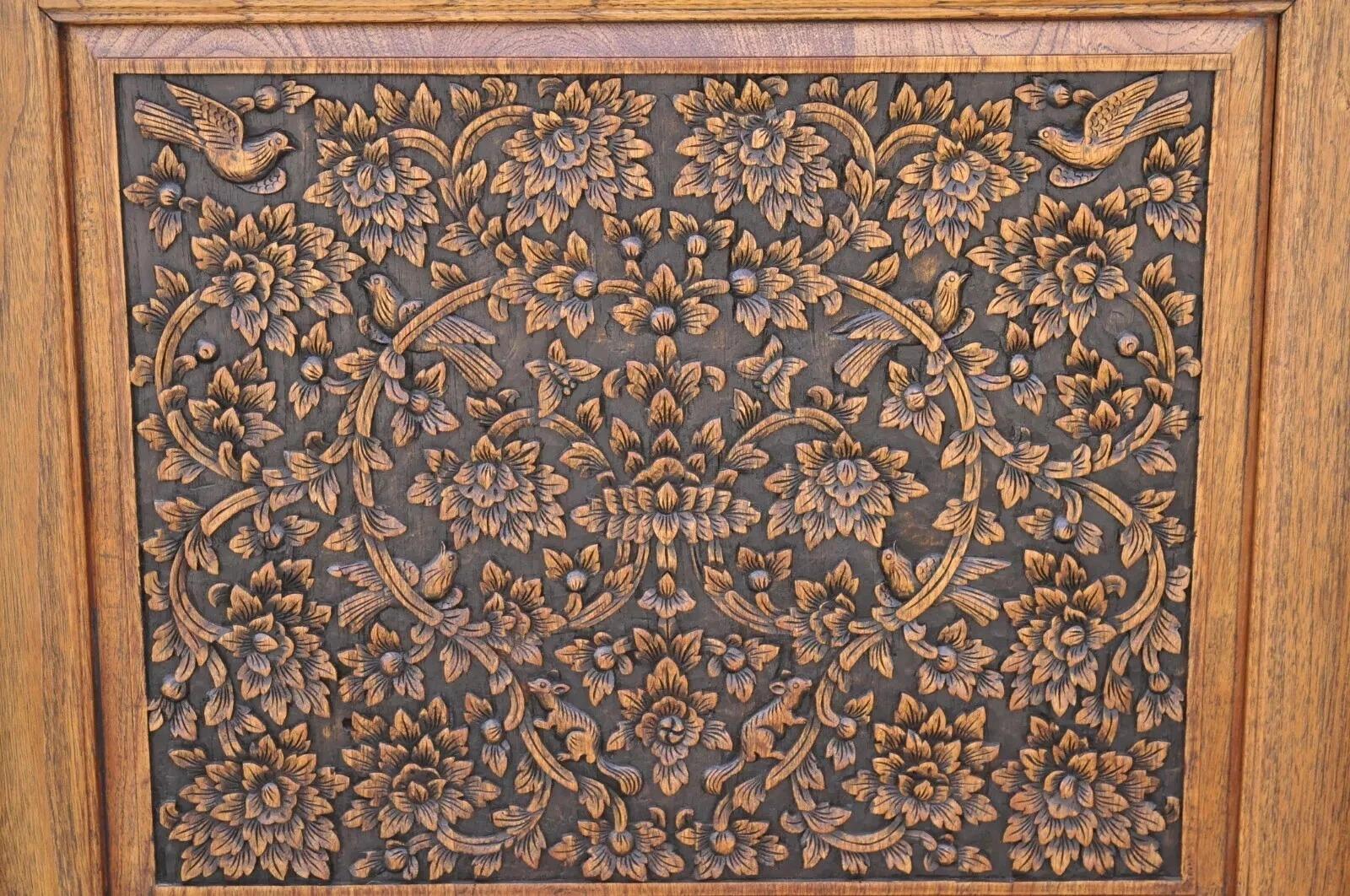 Vintage Chinese Ornately Carved Mahogany Oriental Chinoiserie Office Desk In Good Condition For Sale In Philadelphia, PA