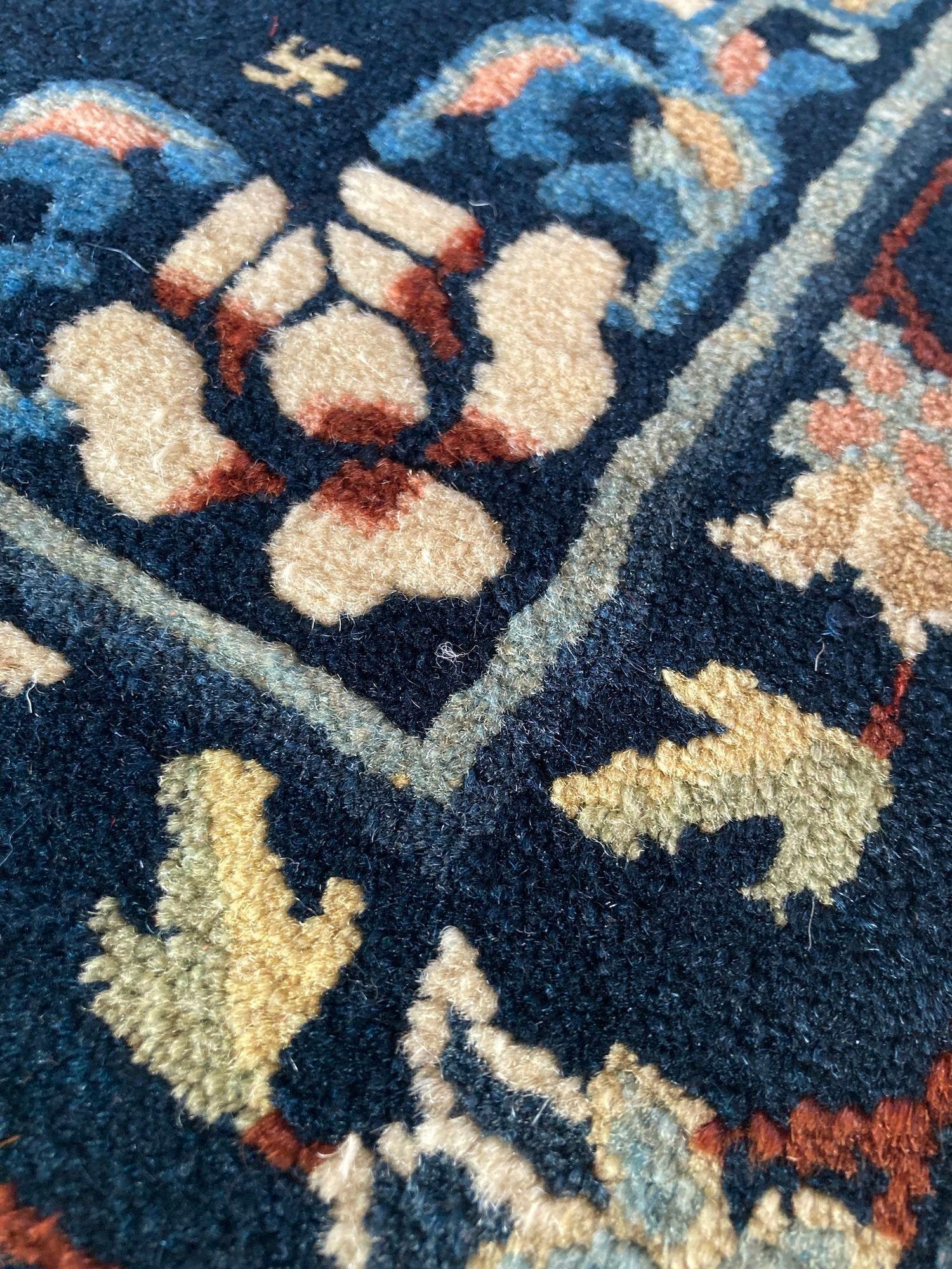 Chinesischer Pao-Tao-Teppich im Vintage-Stil 1,64 m x 0,96 m im Angebot 1