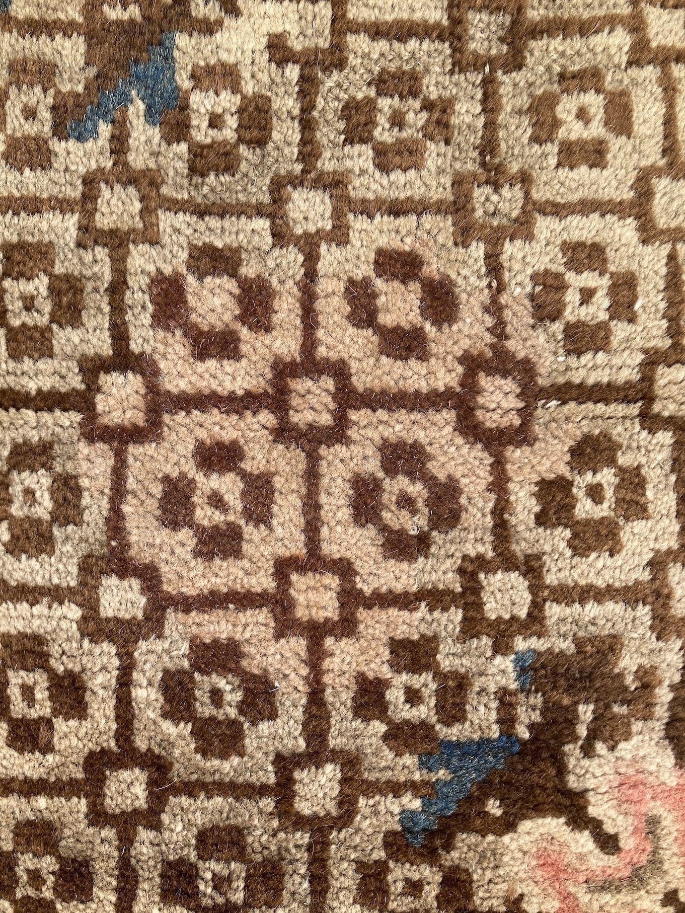 Vintage Chinese Pao-Tao Rug 1.76m x 0.85m For Sale 10