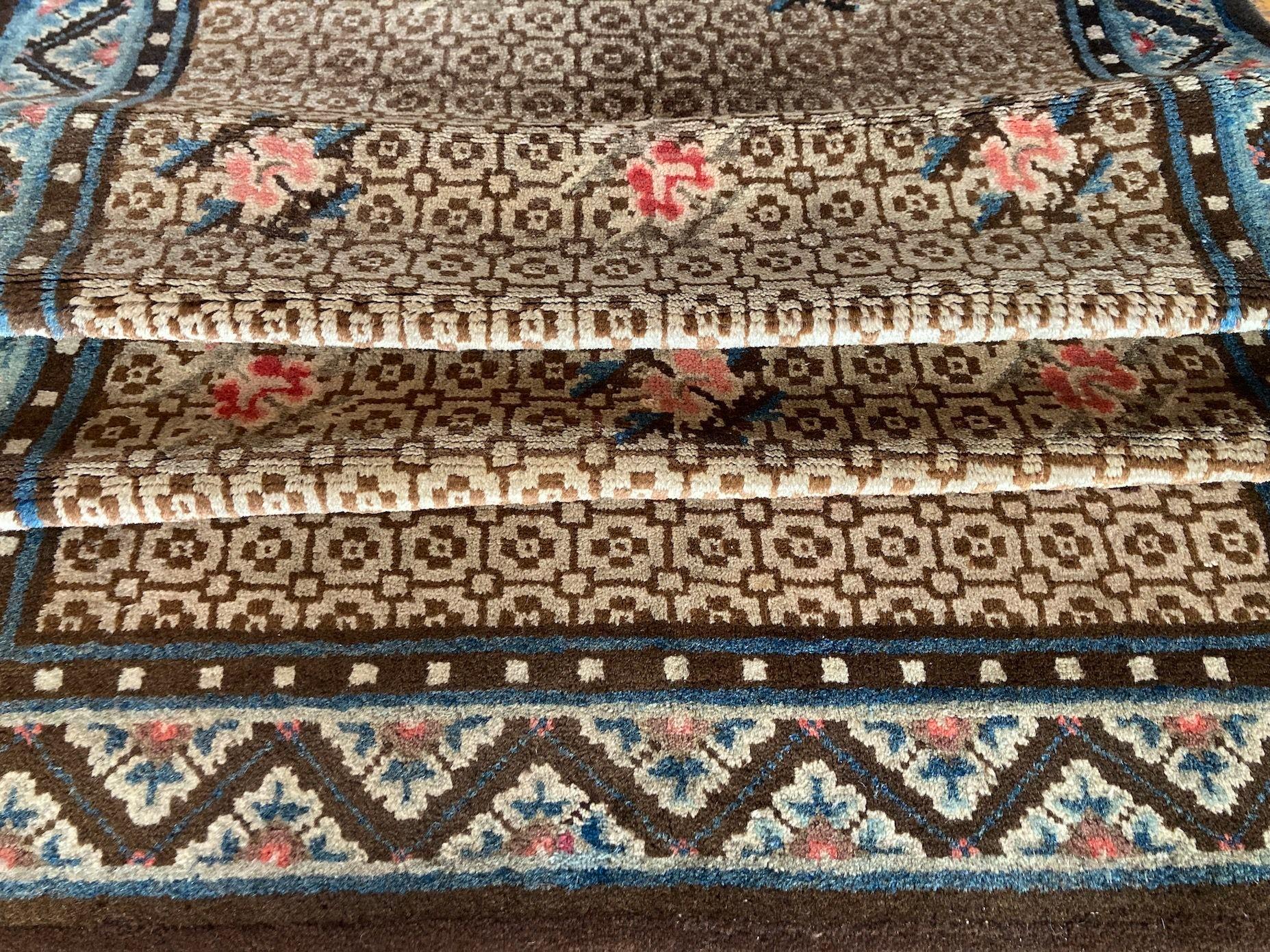 Vintage Chinese Pao-Tao Rug For Sale 5