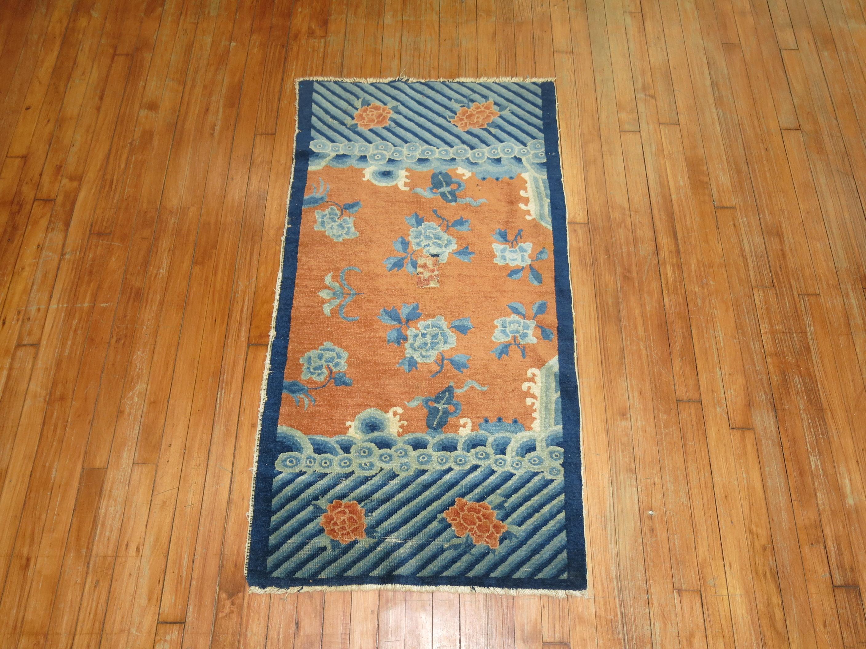 Vintage Chinese Peking Rug In Good Condition In New York, NY