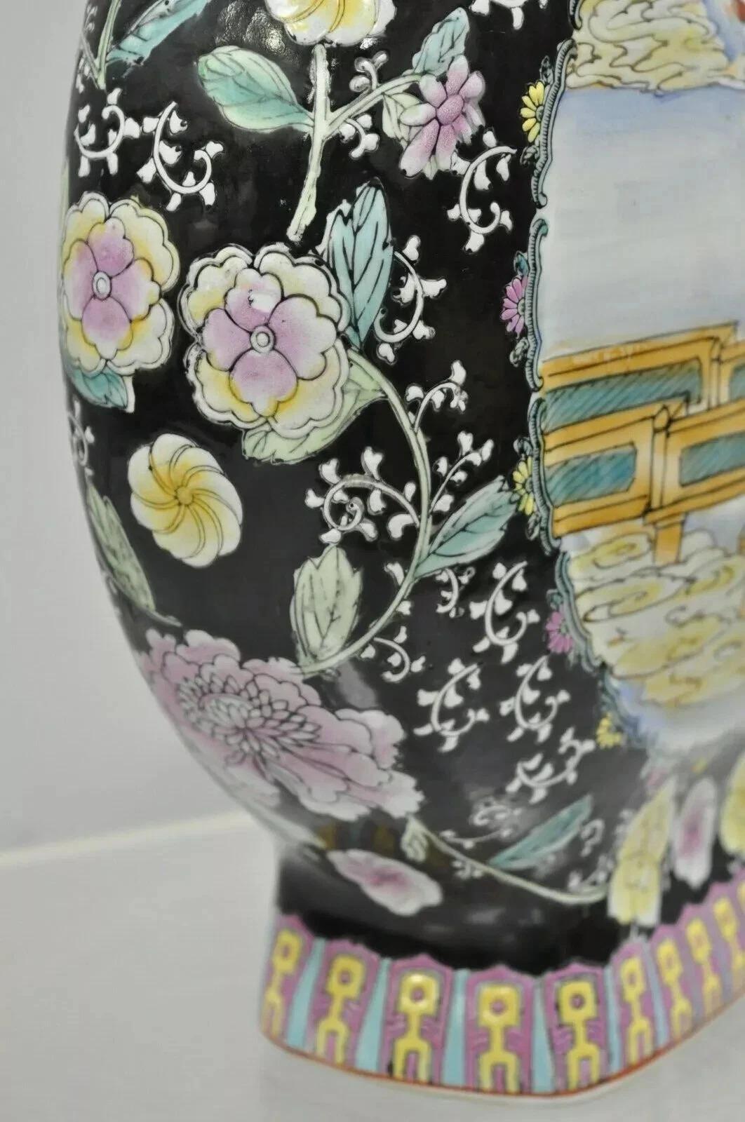 Vaso di fiori in porcellana cinese d'epoca a doppio manico, grande 19