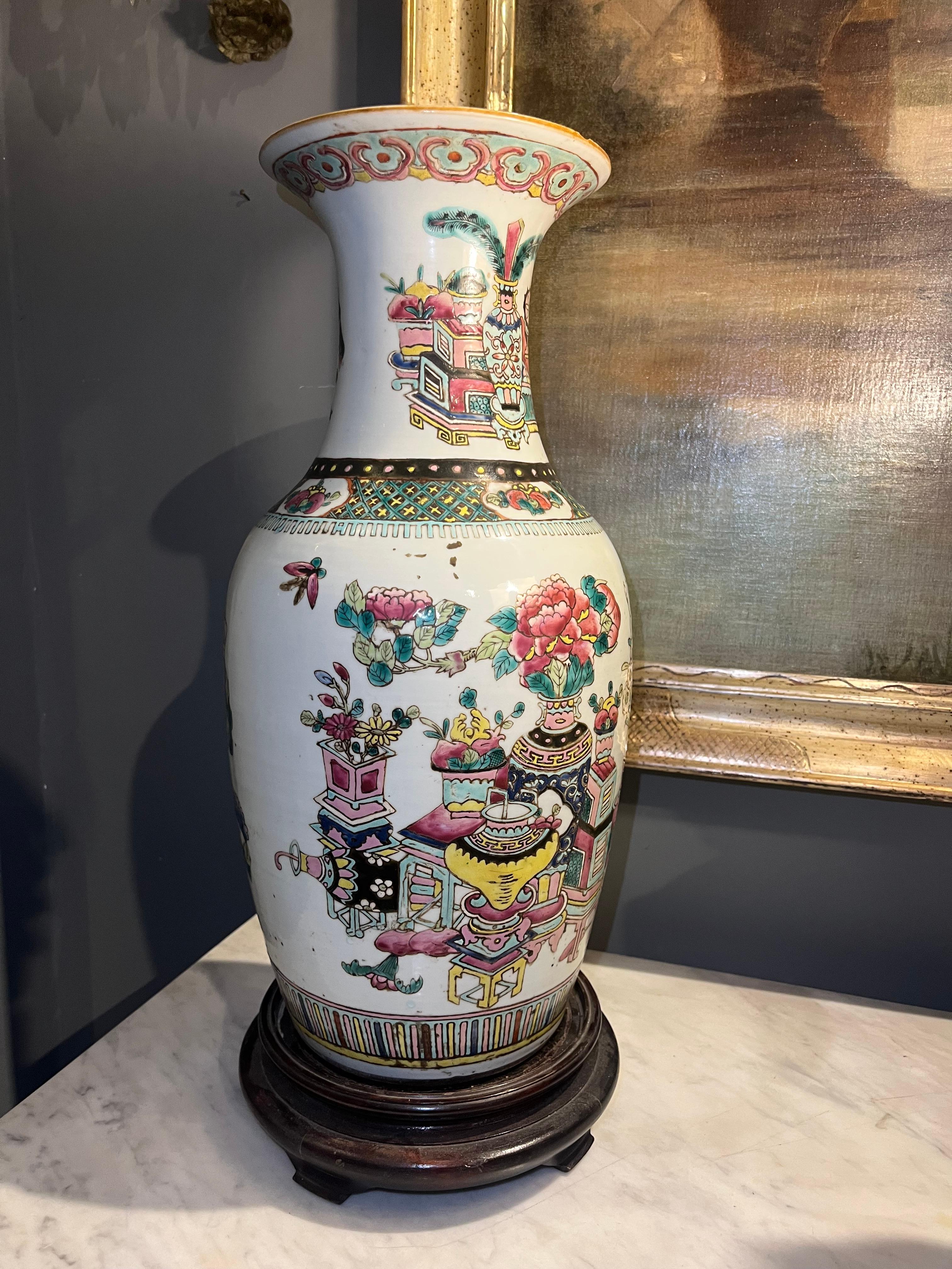 vintage chinese porcelain enamel vase In condizioni discrete in vendita a Catania, IT
