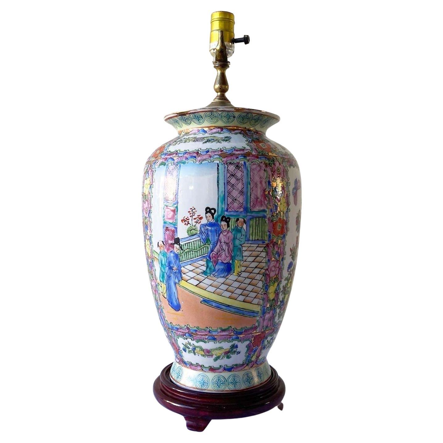 Vintage Chinese Porcelain Hand Painted Table Lamp For Sale at 1stDibs