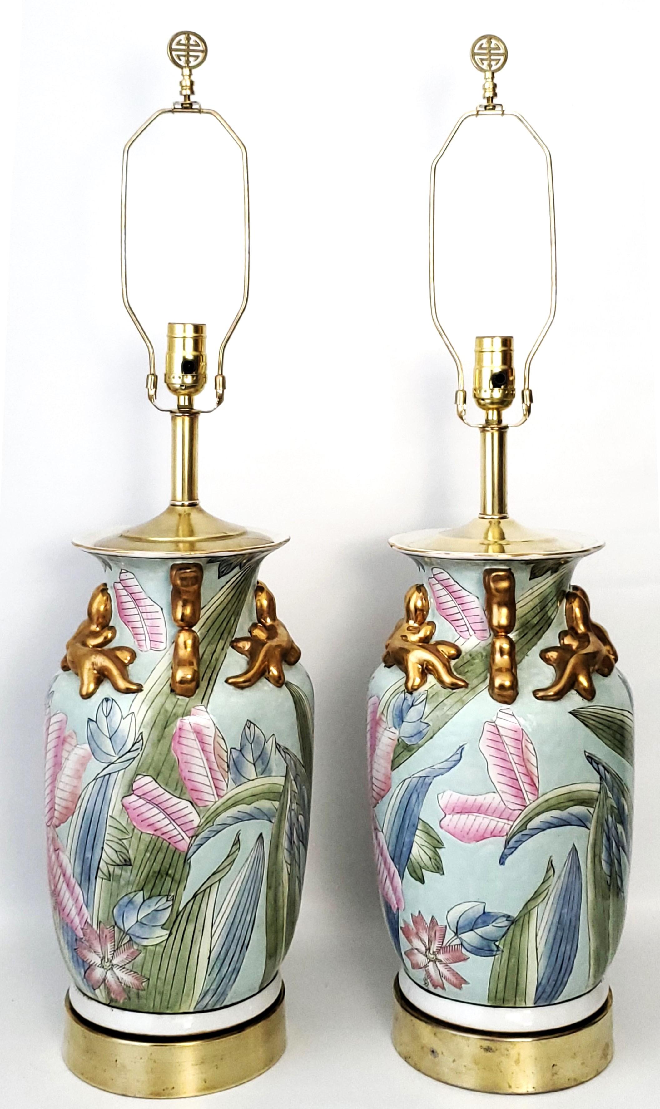 Chinoiserie Vintage Chinese Porcelain Pastel Tobacco Leaf Table Lamps with Turquoise Shades For Sale