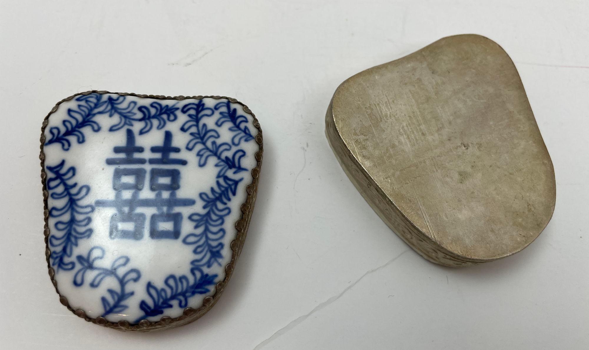 Vintage Chinese Porcelain Shard Box Oriental Decorative Nickel Silver For Sale 2