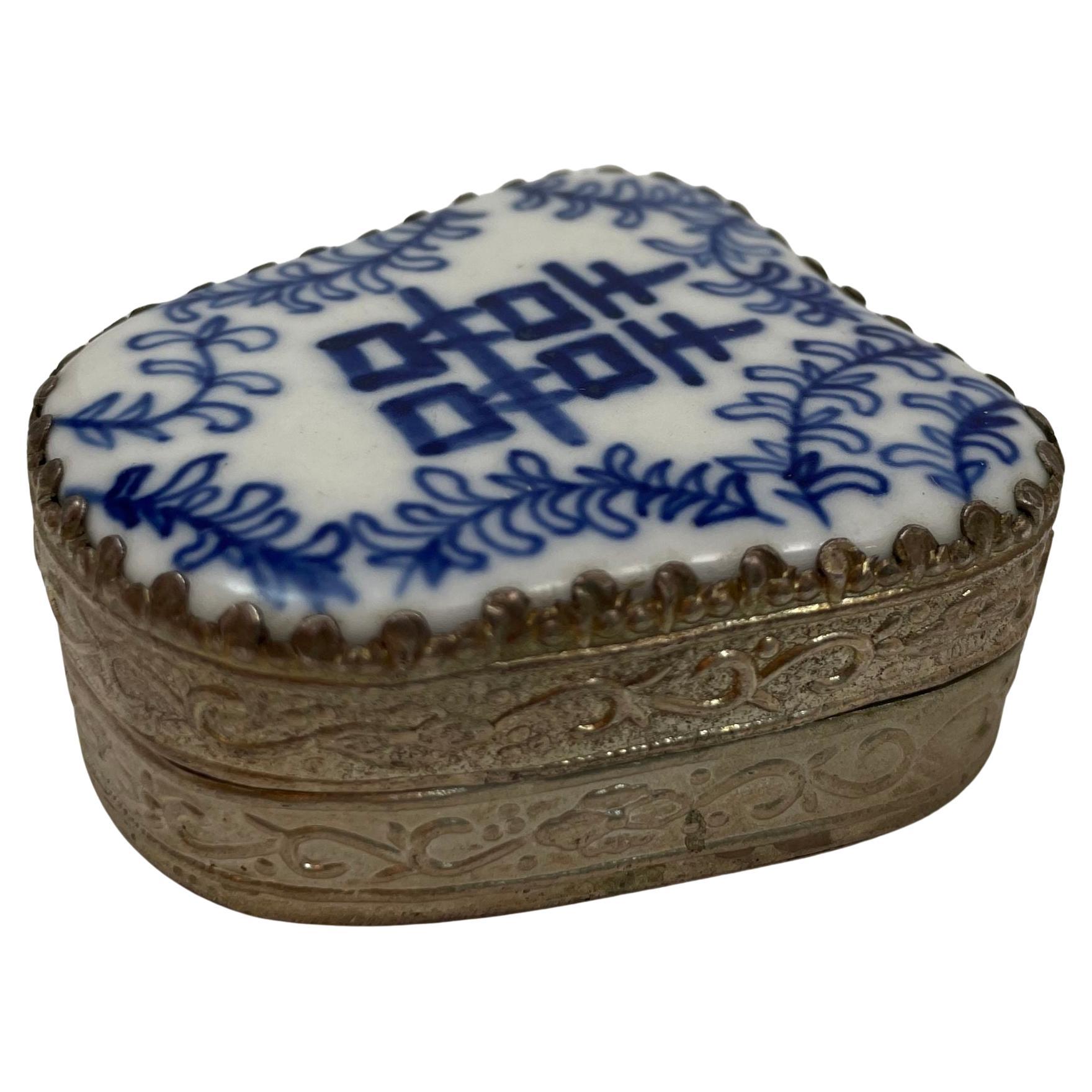 Vintage Chinese Porcelain Shard Box Oriental Decorative Nickel Silver