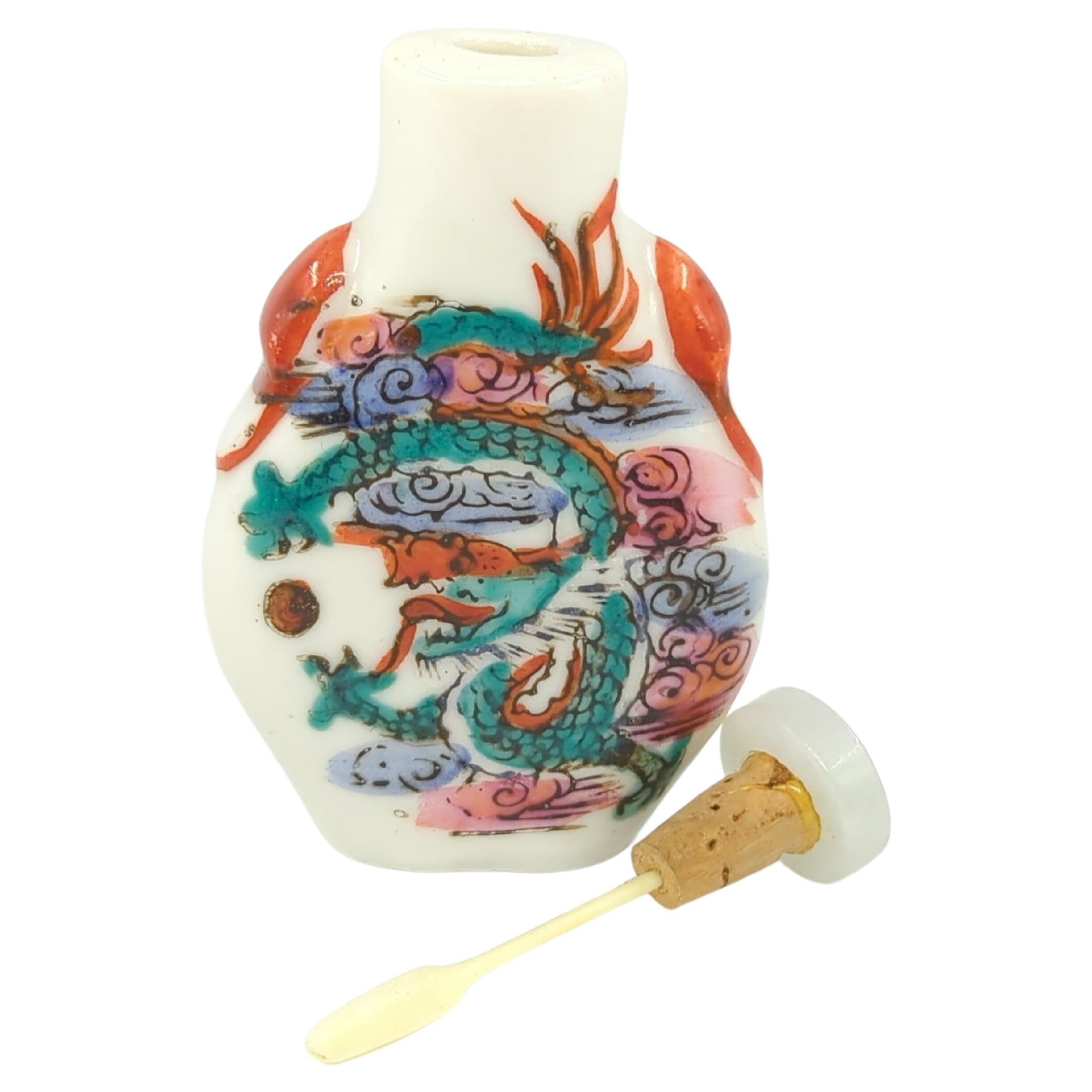 Vintage Chinese Porcelain Snuff Bottle - Dragon - Jade Stopper 20th Century For Sale 1
