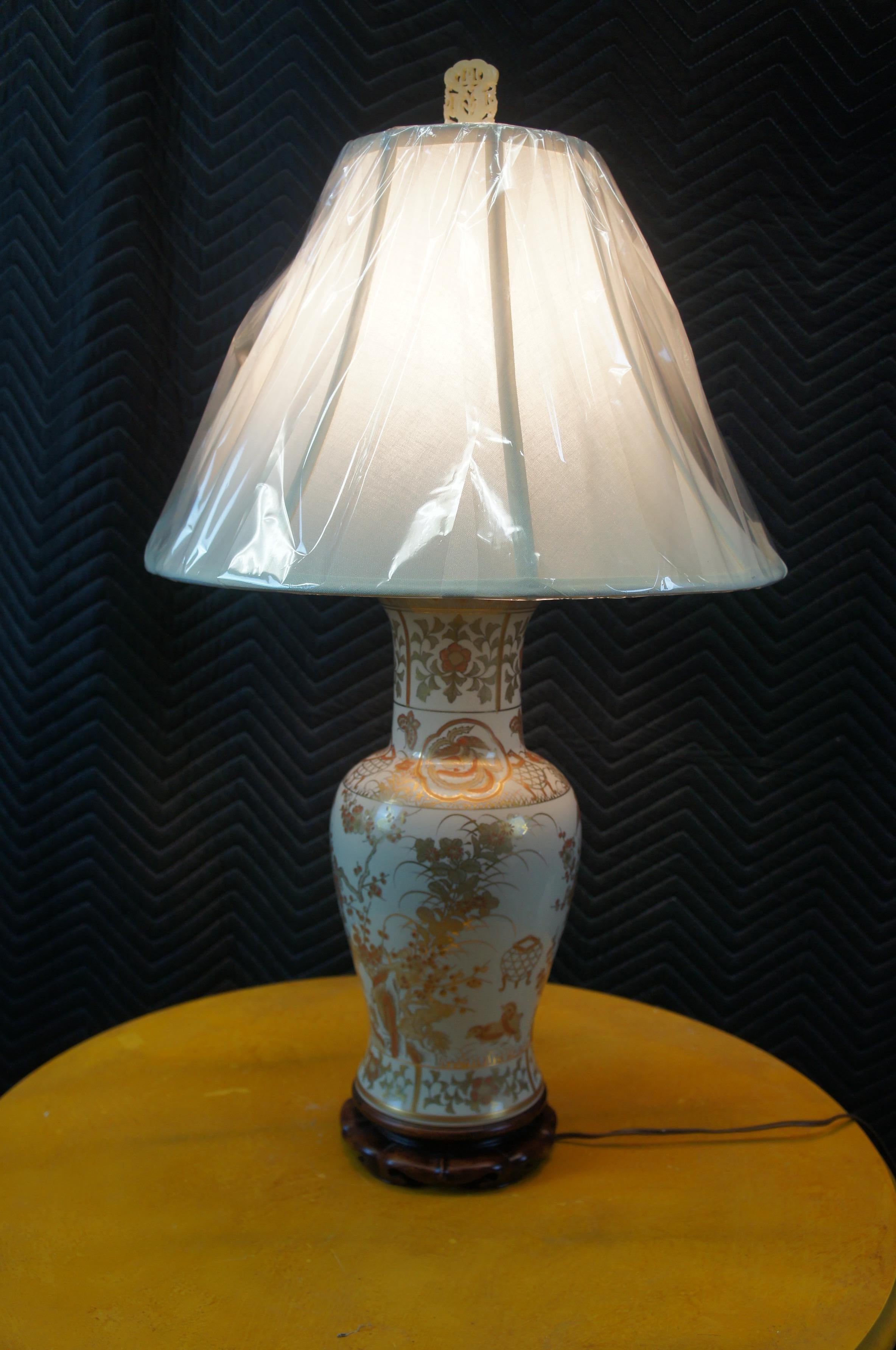 Vintage Chinese Porcelain Table Urn Lamp Chinoiserie Cherry Blossom Birds For Sale 5