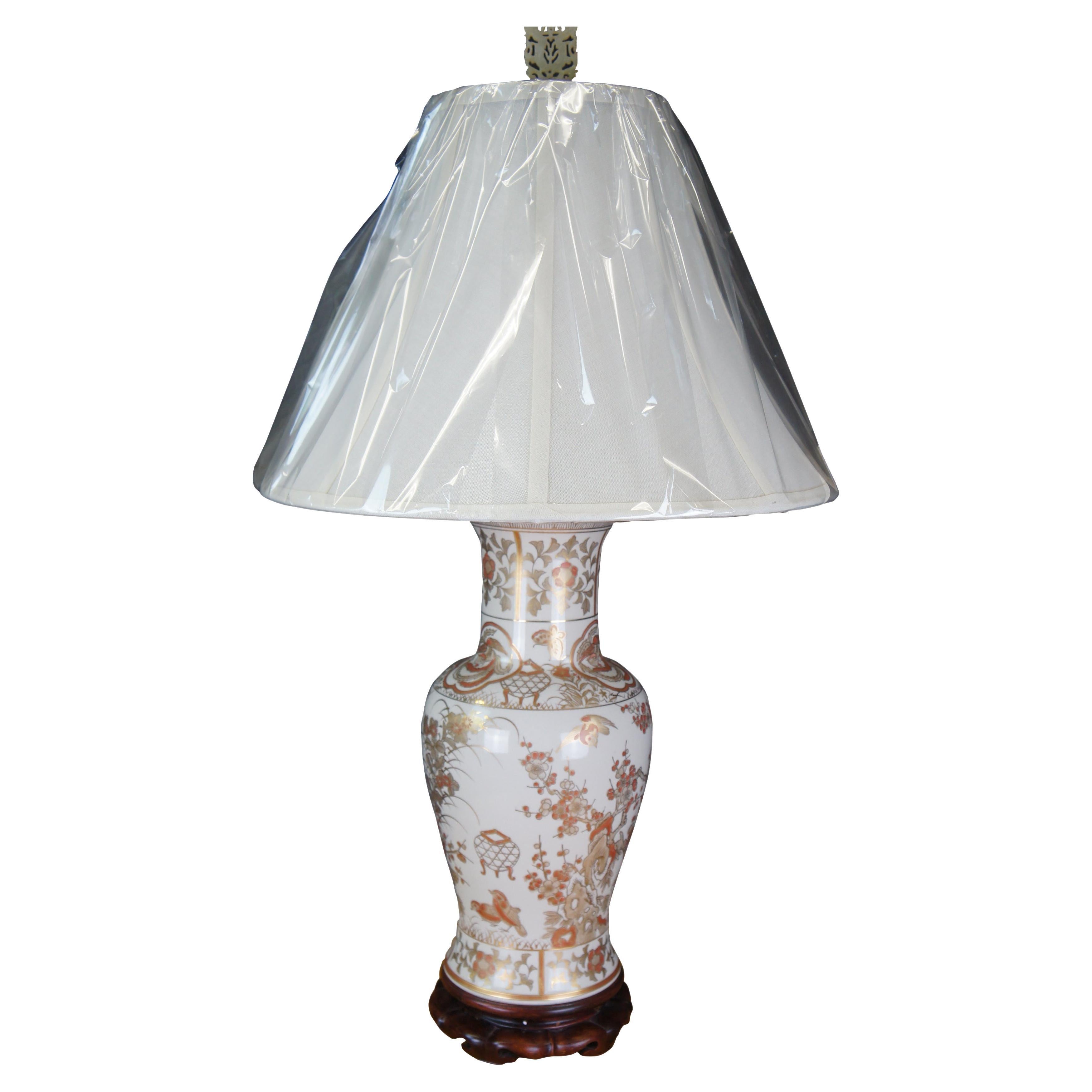 Lampe de table vintage en porcelaine chinoise Chinoiserie Cherry Blossom Birds 32". en vente