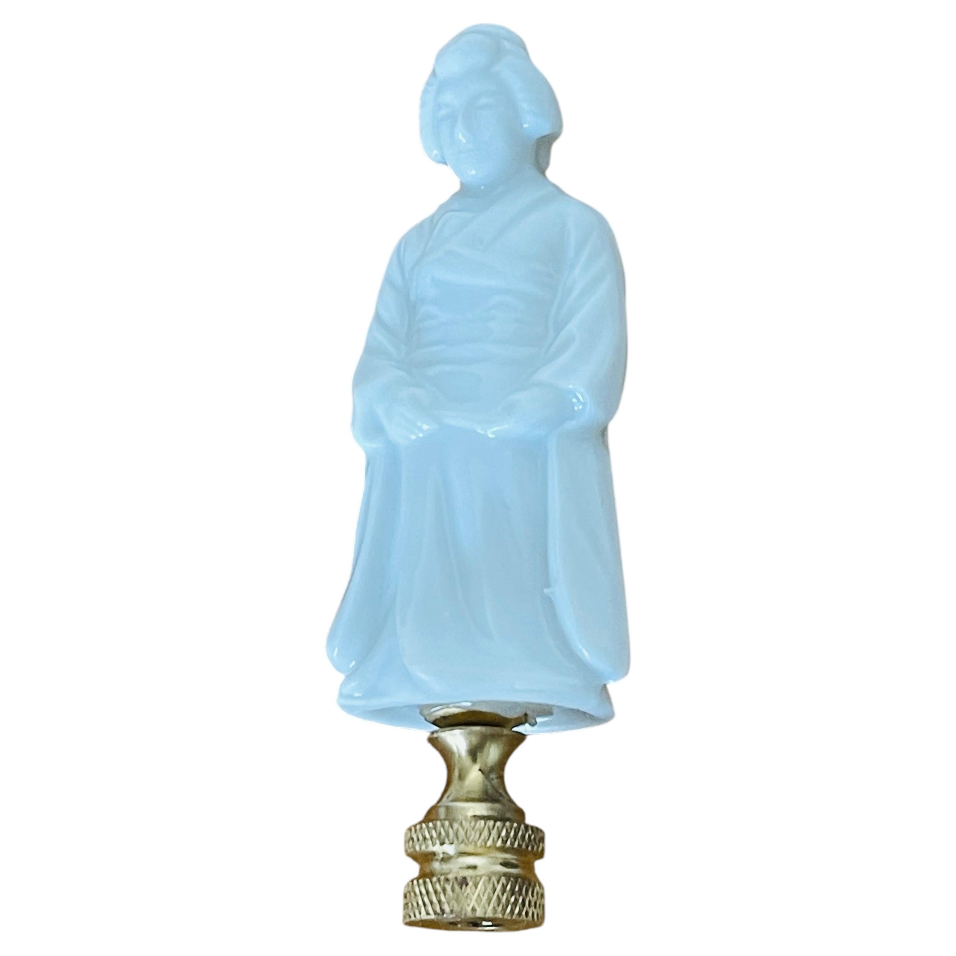 How do you identify porcelain figures?