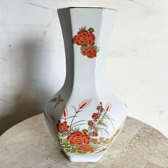 Vaso cinese di porcellana bianca e rossa