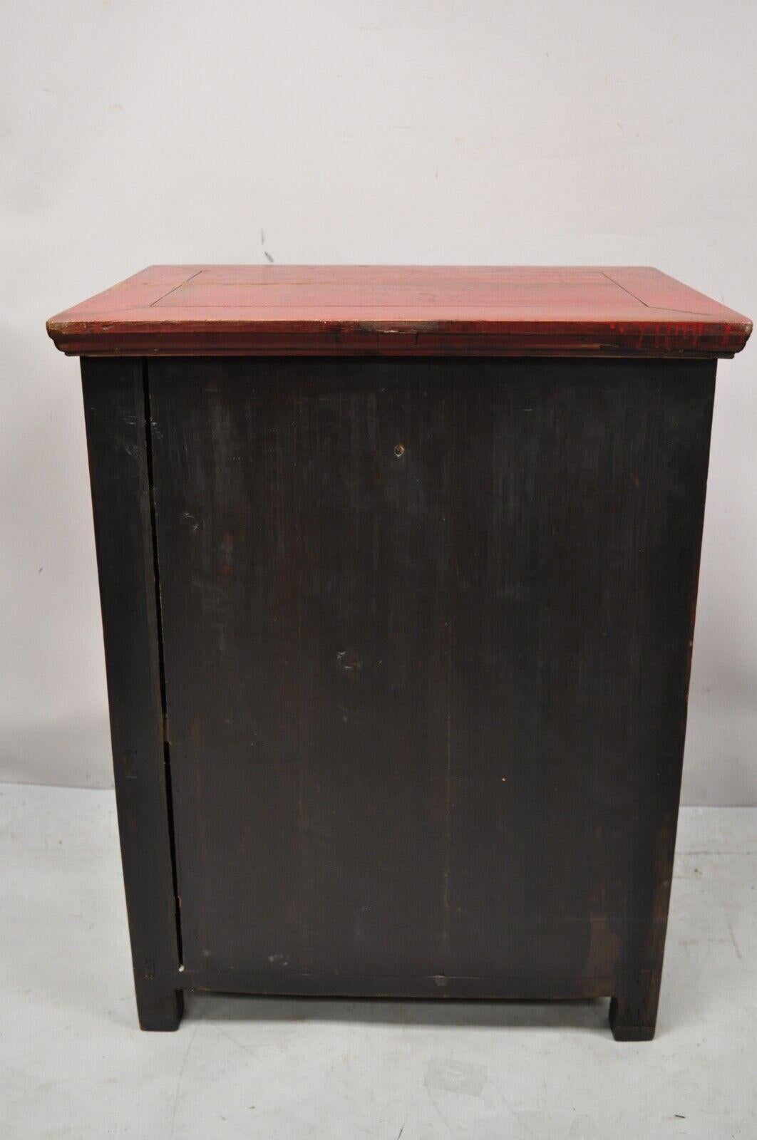 Vintage Chinese Red Lacquered Cabinet Cupboard with Drawer and Swing Doors 5