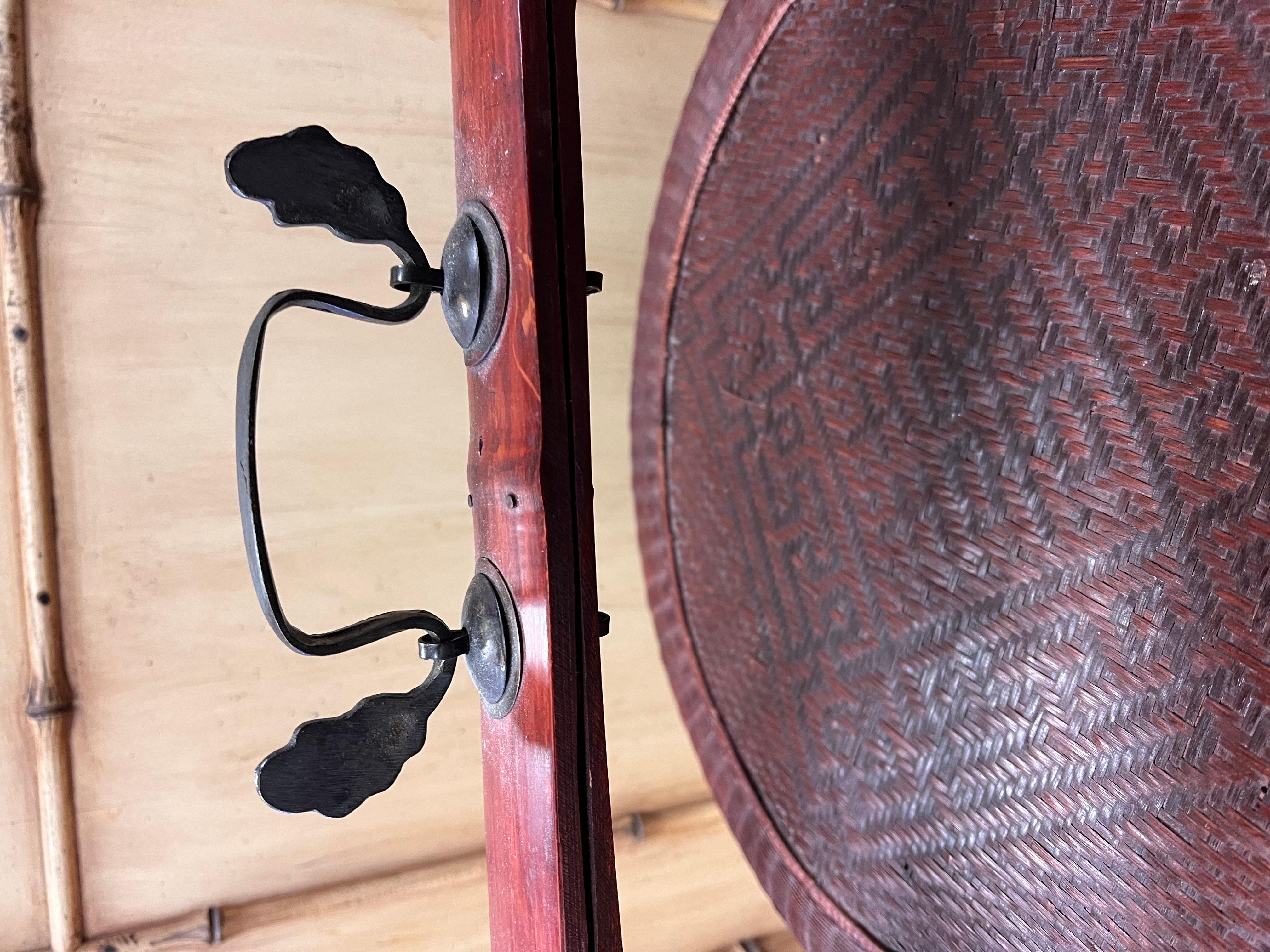 Vintage Chinese Red Rattan Wedding Basket In Good Condition In West Hartford, CT