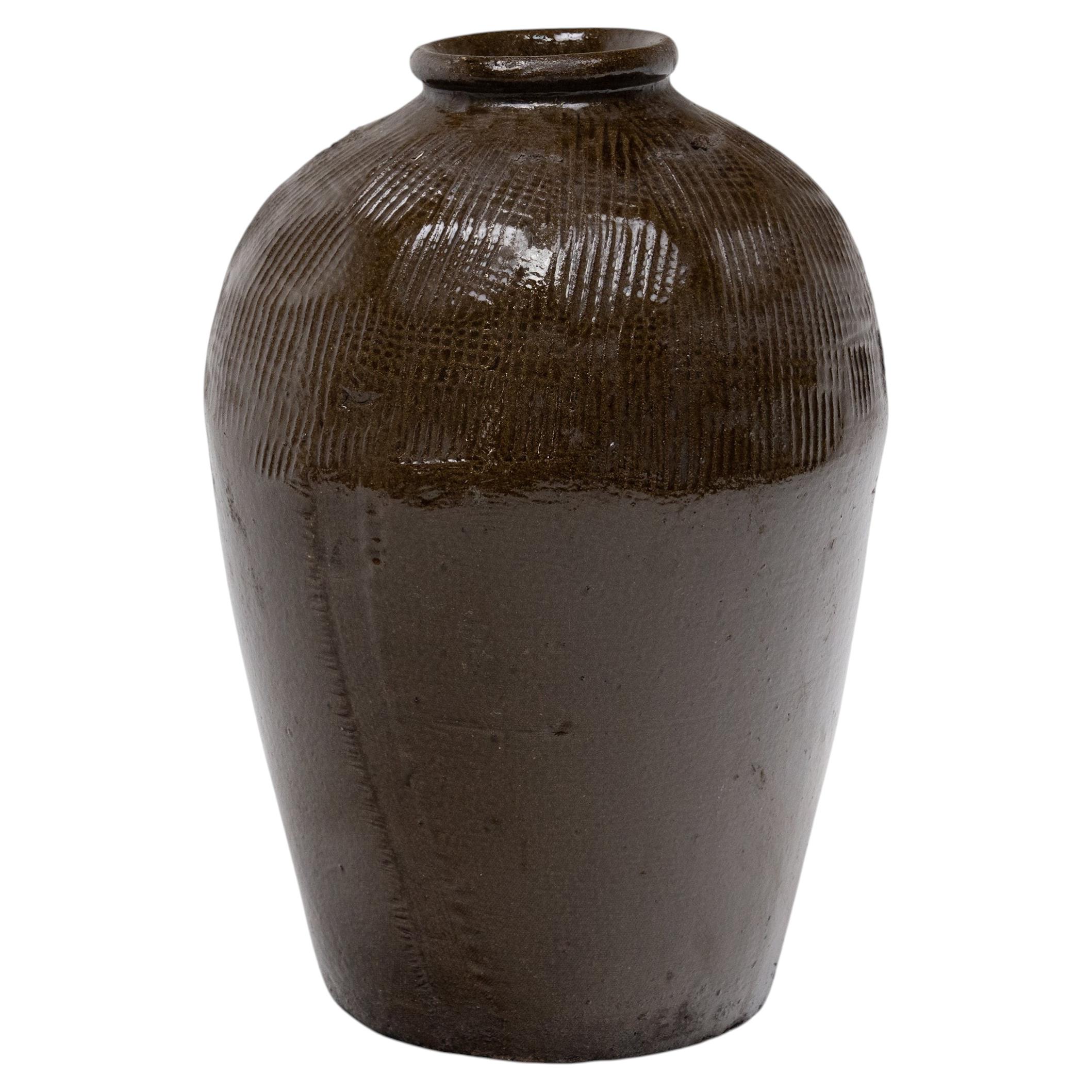 Vaso da vino cinese d'epoca con bordo, inizio XX secolo