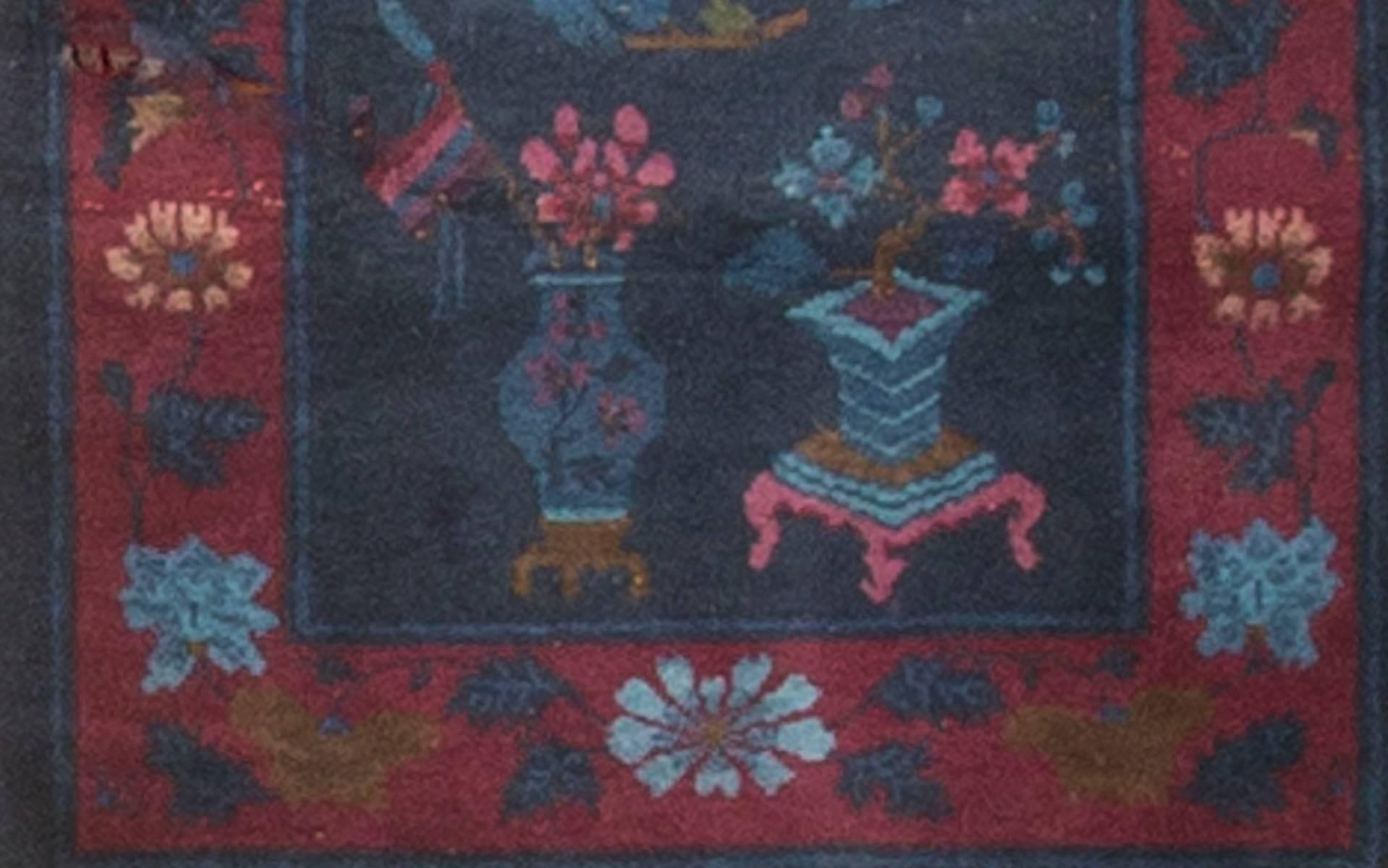 Vintage Chinese Rug 2'11 x 4'9 In Good Condition For Sale In Secaucus, NJ