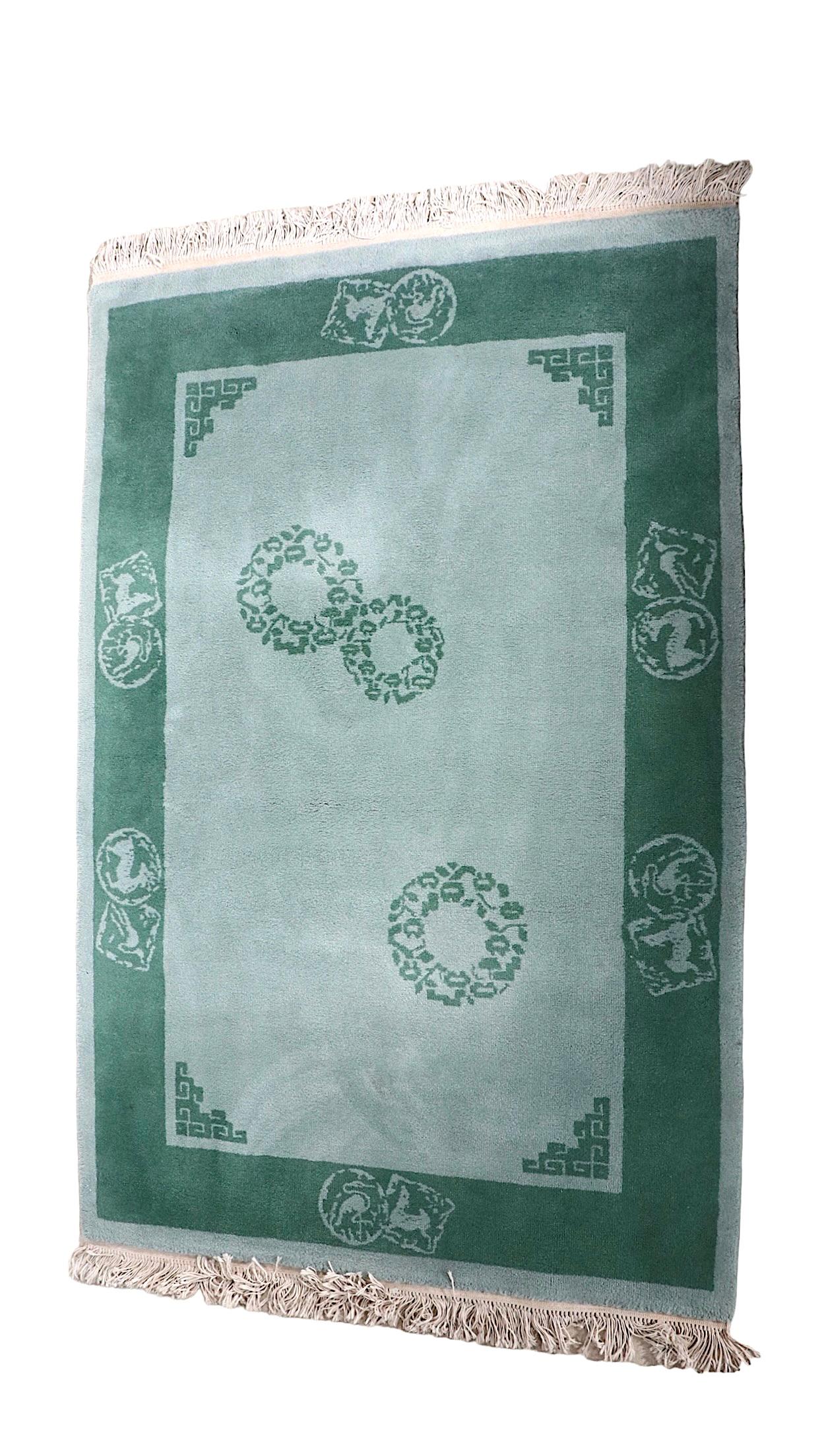 Laine Tapis chinois vintage vert pkinois en vente