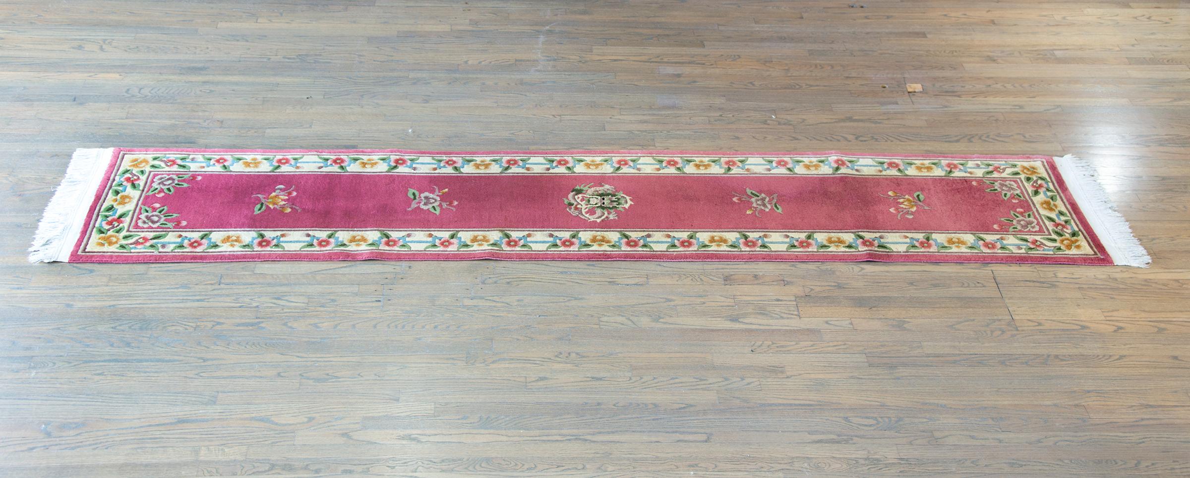 Tapis de couloir chinois vintage en vente 3