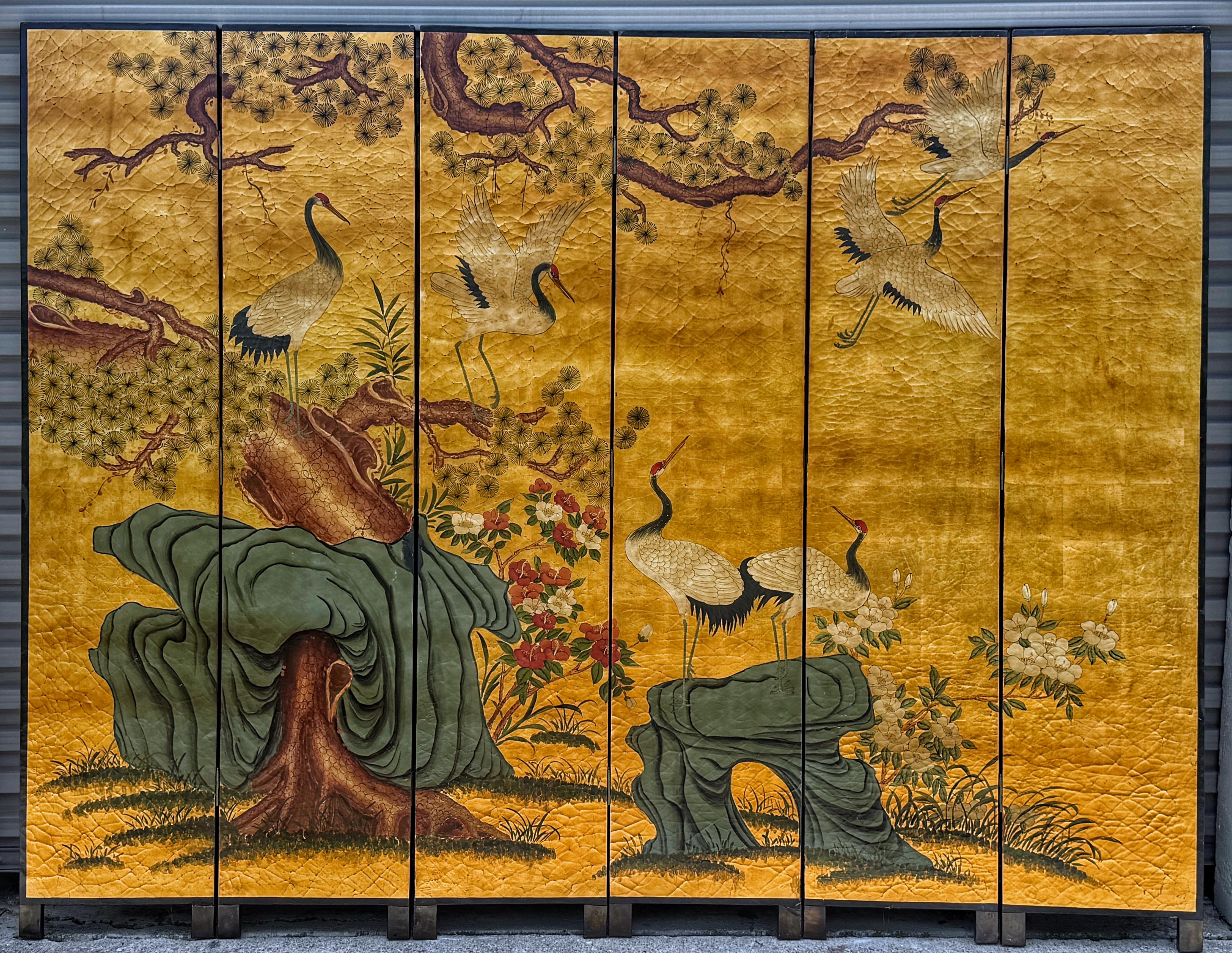 Vintage Chinese Six-Panel Screen with Cranes and Bamboo Gilt Background, C. 1980 In Good Condition For Sale In West Palm Beach, FL