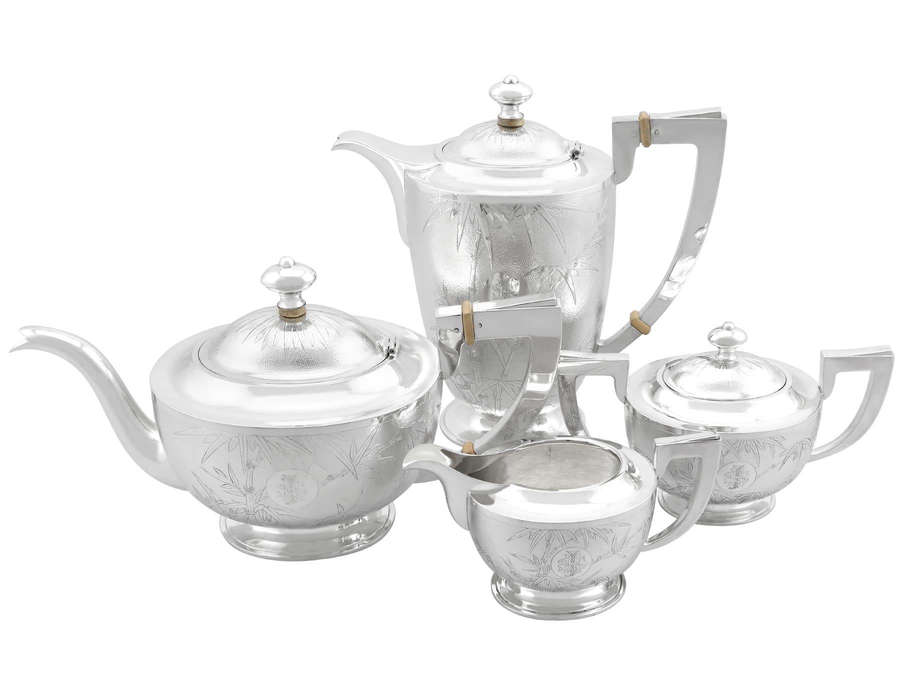 Vintage Chinese Sterling Silver Four Piece Tea and Coffee Service with Tray In Excellent Condition For Sale In Jesmond, Newcastle Upon Tyne