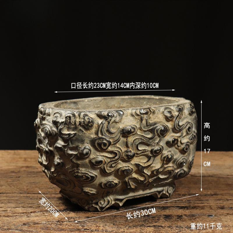 Vintage Chinese Stone Carving Auspicious Clouds Flower Pot In Fair Condition For Sale In 景德镇市, CN