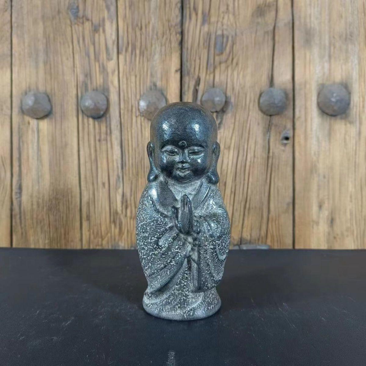 Vintage Chinese Stone Carving Little Standing Monk Statue – Handcrafted Spiritual Sculpture

This Vintage Chinese Stone Carving Little Monk Statue depicts a young monk standing in a serene and humble posture, symbolizing purity, devotion, and inner
