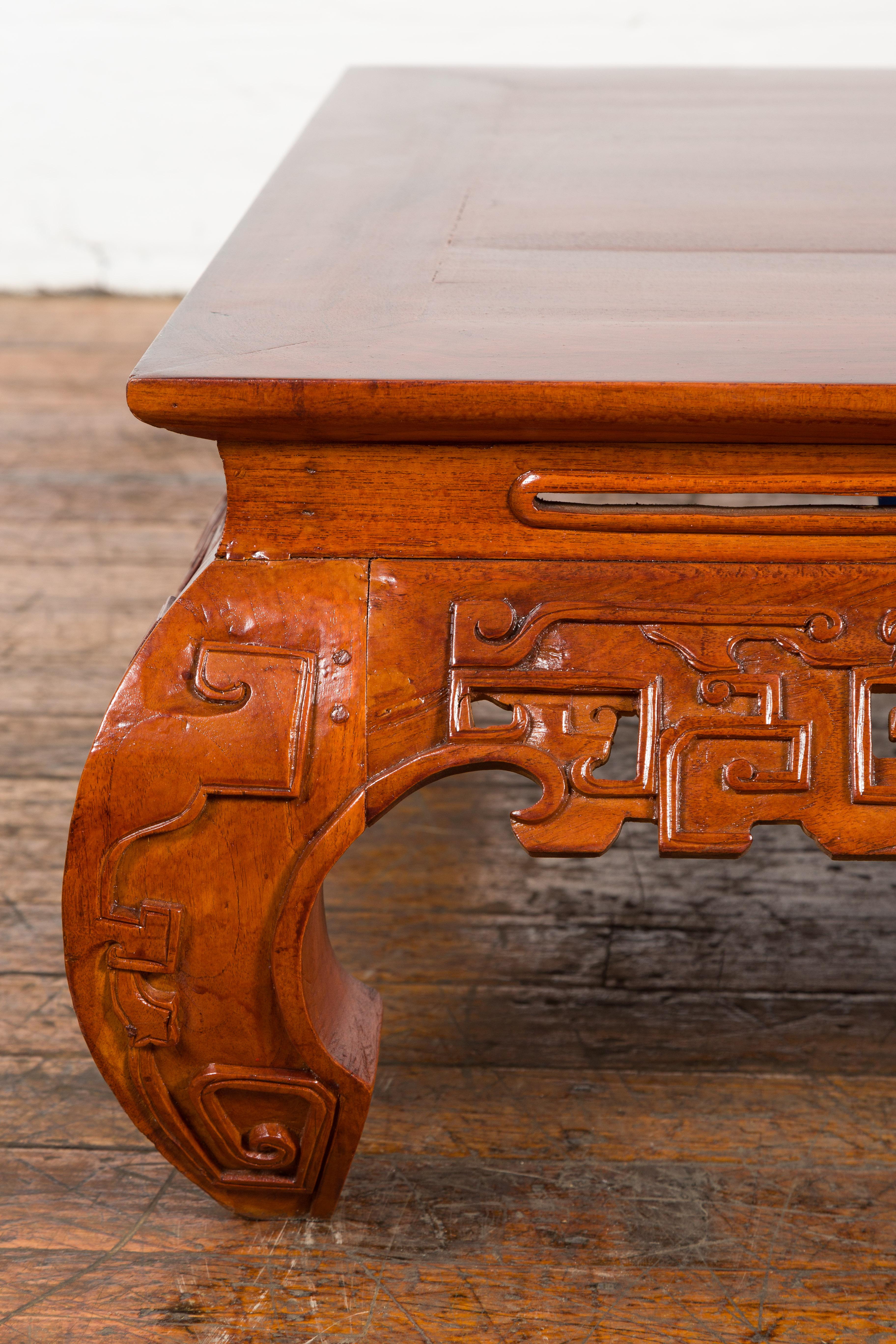 Vintage Chinese Style Low Kang Coffee Table with Carved Scrolls and Chow Legs For Sale 2