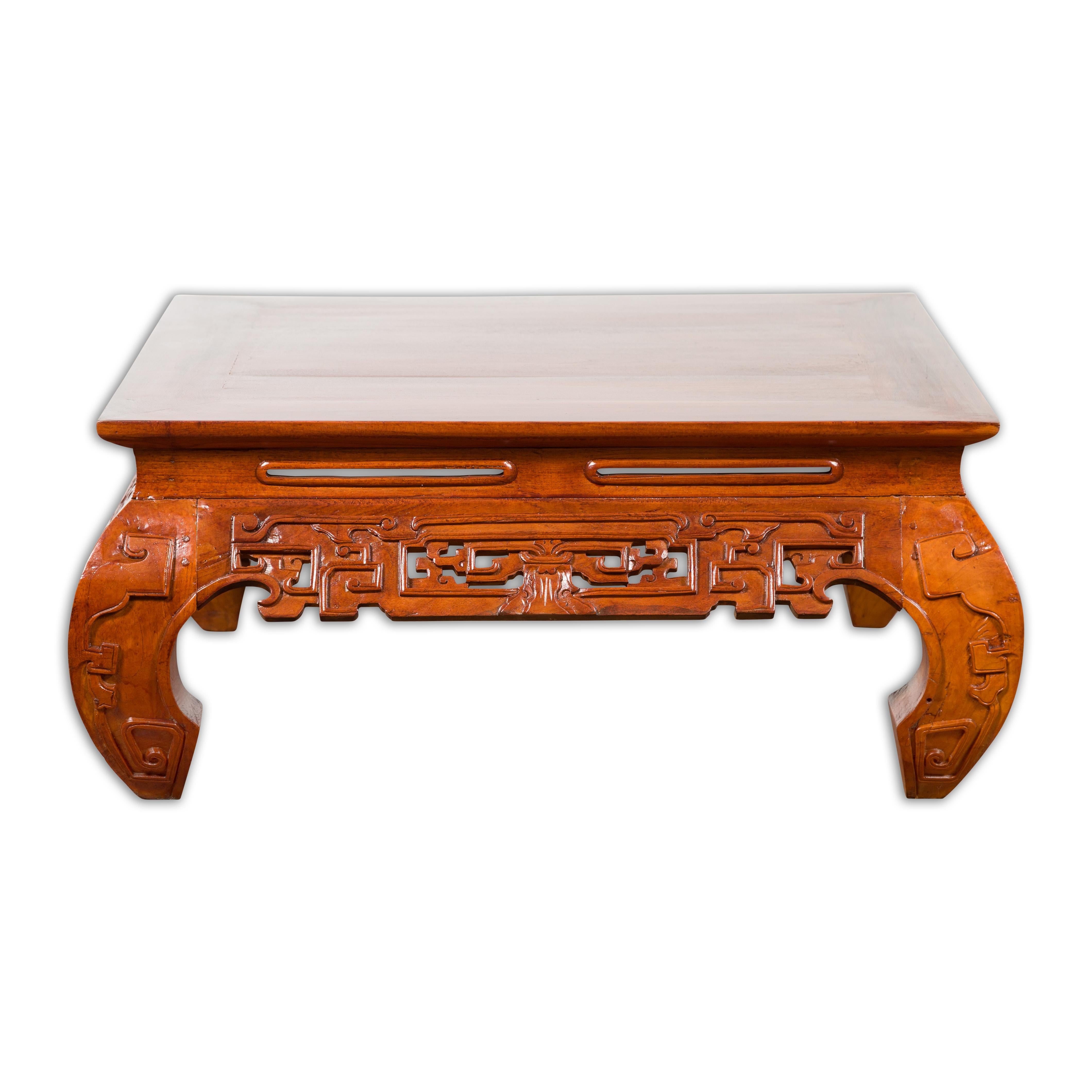 Vintage Chinese Style Low Kang Coffee Table with Carved Scrolls and Chow Legs For Sale 9