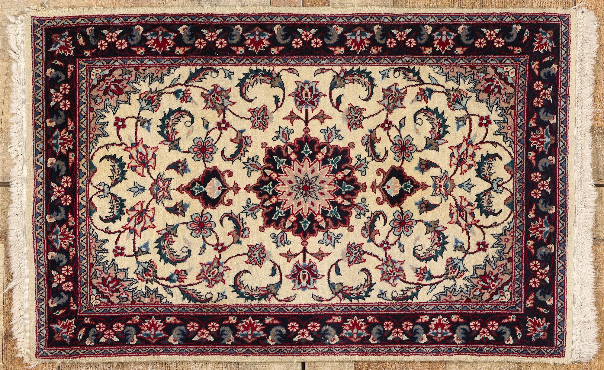 Vintage Chinese Tabriz Rug with Traditional Style For Sale 3