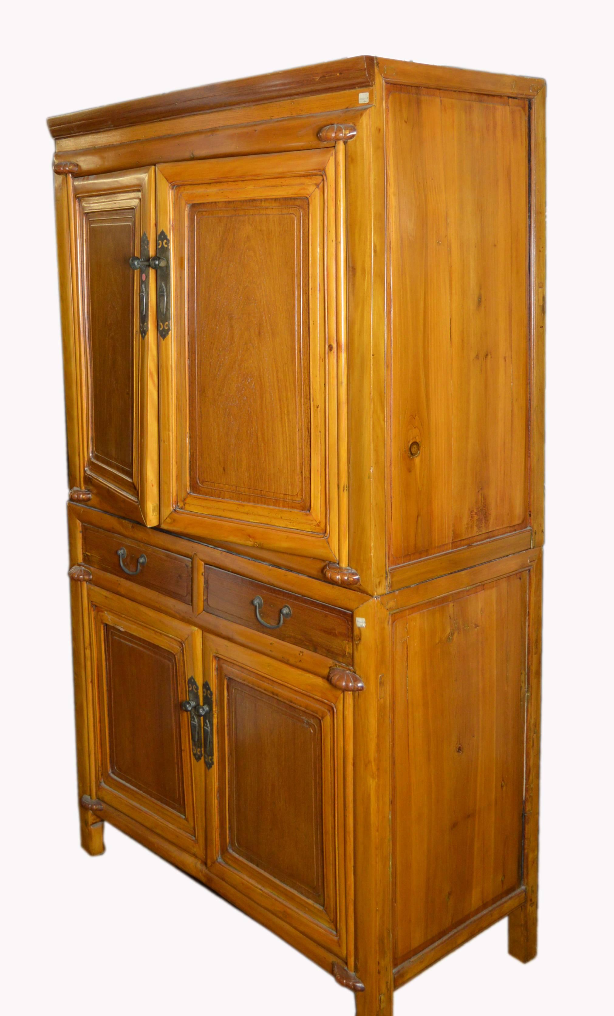 Vintage Chinese Tall Lacquered Cabinet with Four Doors and Drawers, circa 1960 In Good Condition In Yonkers, NY