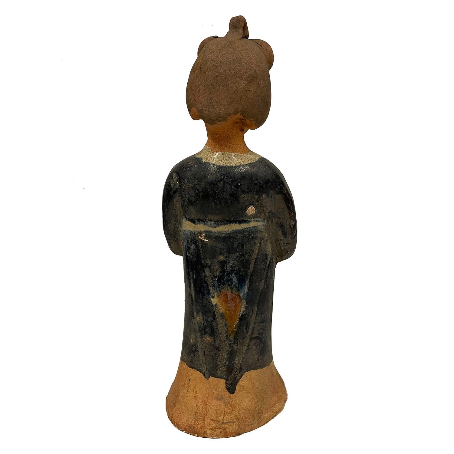 Statua di tomba in ceramica smaltata cinese d'epoca Tang tricolore in vendita 2