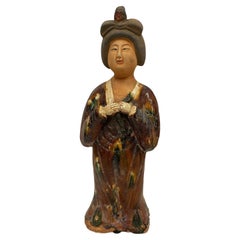 Statua di tomba in ceramica smaltata cinese d'epoca Tang tricolore