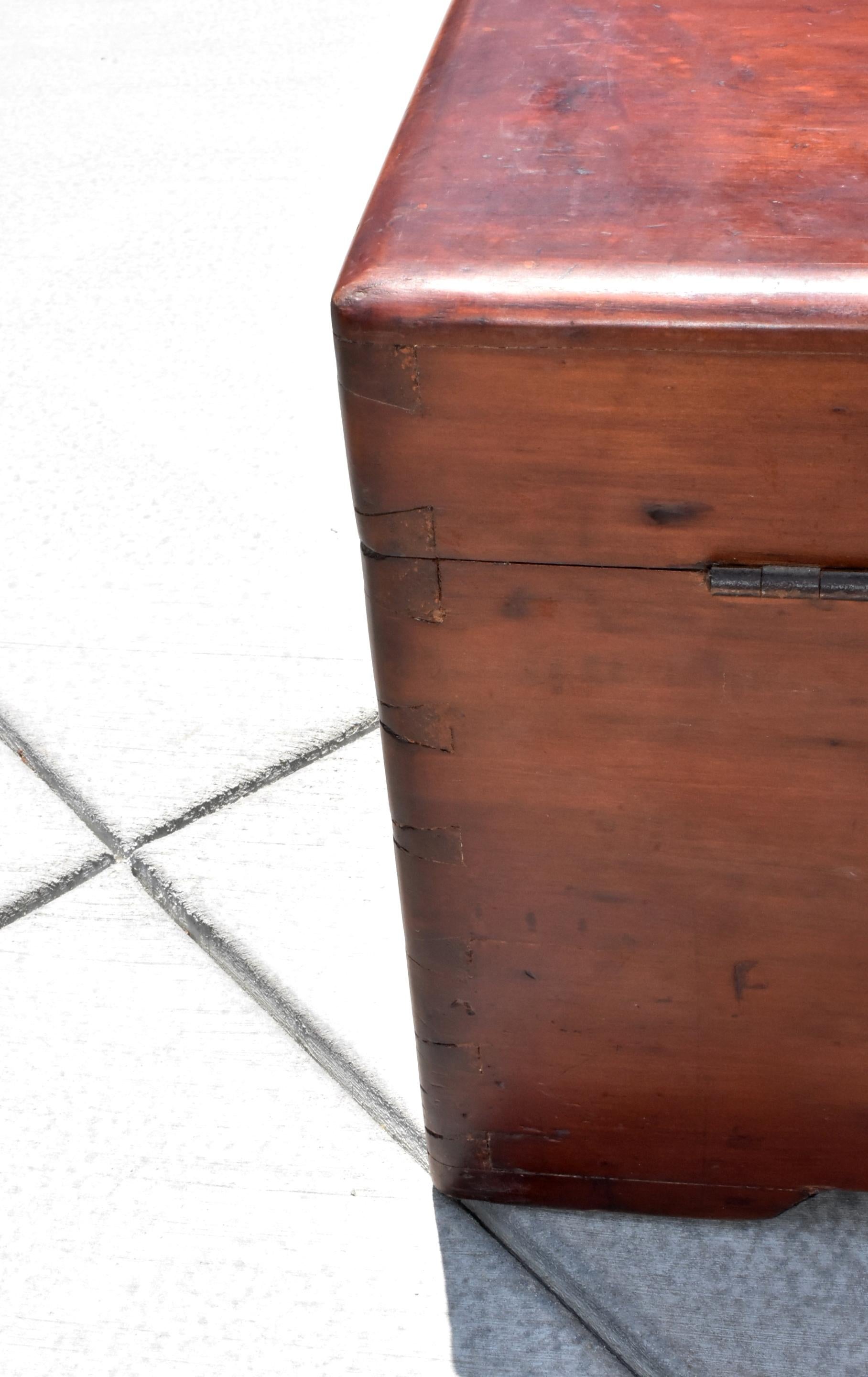 Chinse Republic Era Solid Wood Trunk  For Sale 2