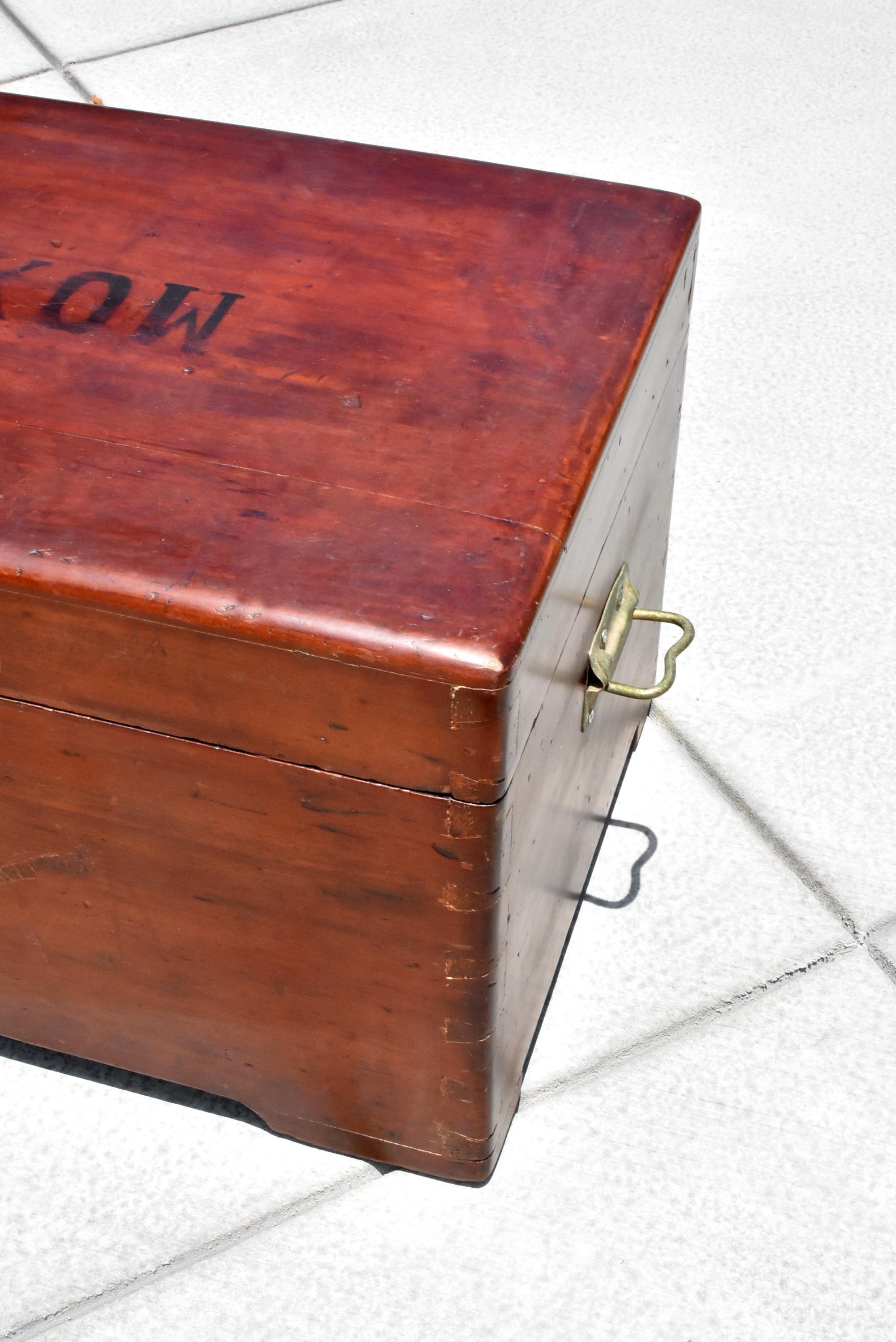 Chinse Republic Era Solid Wood Trunk  For Sale 3