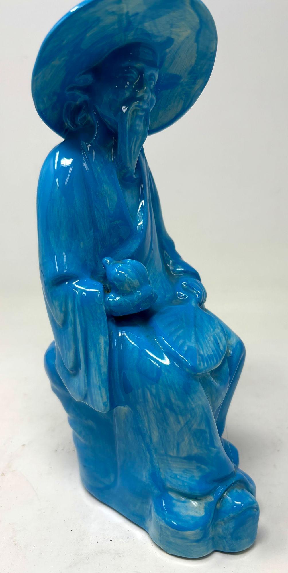 Vintage Chinese Turquoise Glazed Porcelain Figurine In Good Condition For Sale In North Hollywood, CA