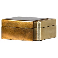 Vintage Chinese Two-Toned Gilded Wooden Box – Decorative Storage Accent Piece