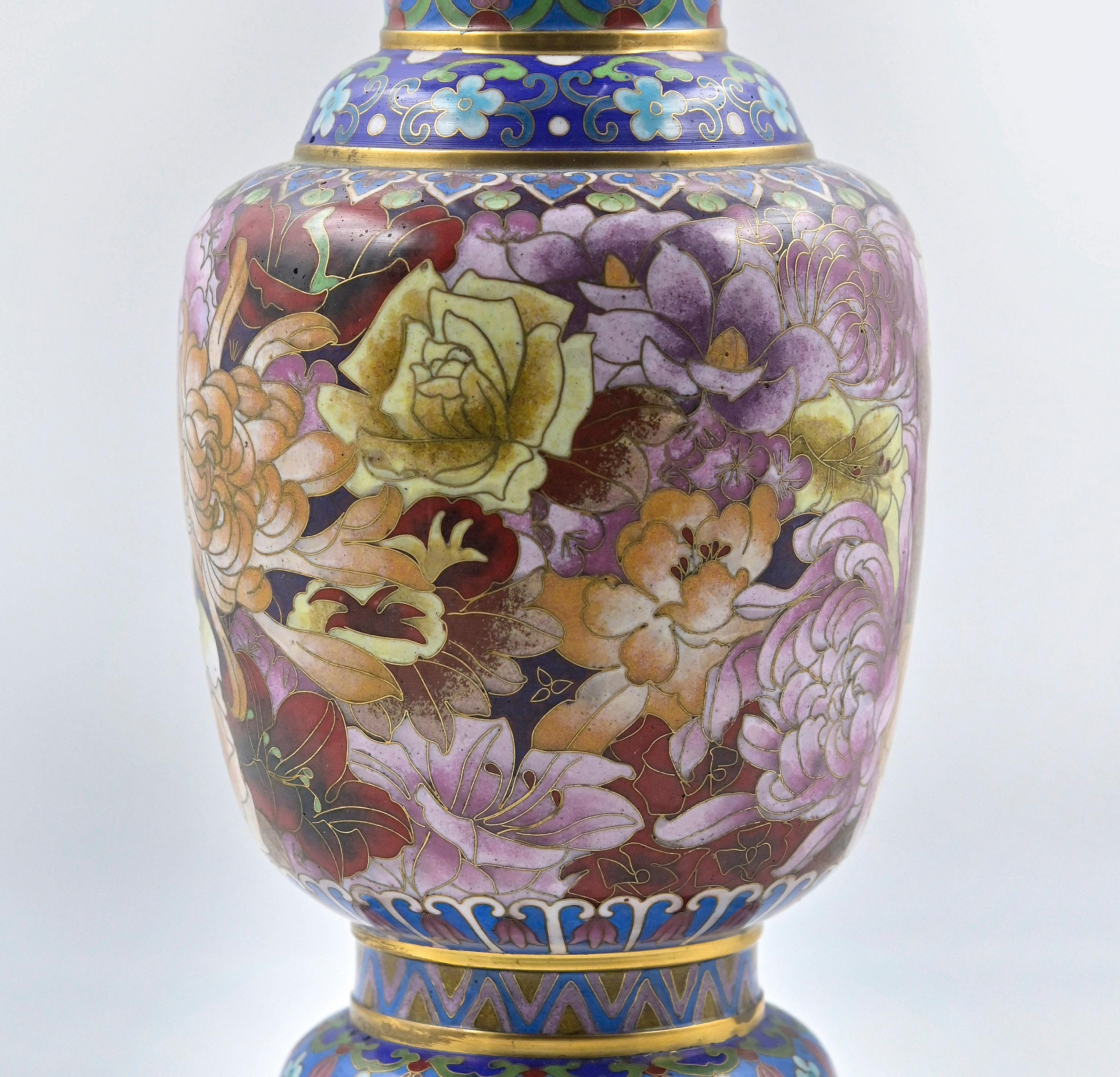 Chinesische Vintage-Vase, frühes 20. Jahrhundert  (Metall) im Angebot