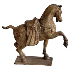 Statue chinoise vintage de cheval de guerre, fonte de fer, Tang Dynasty