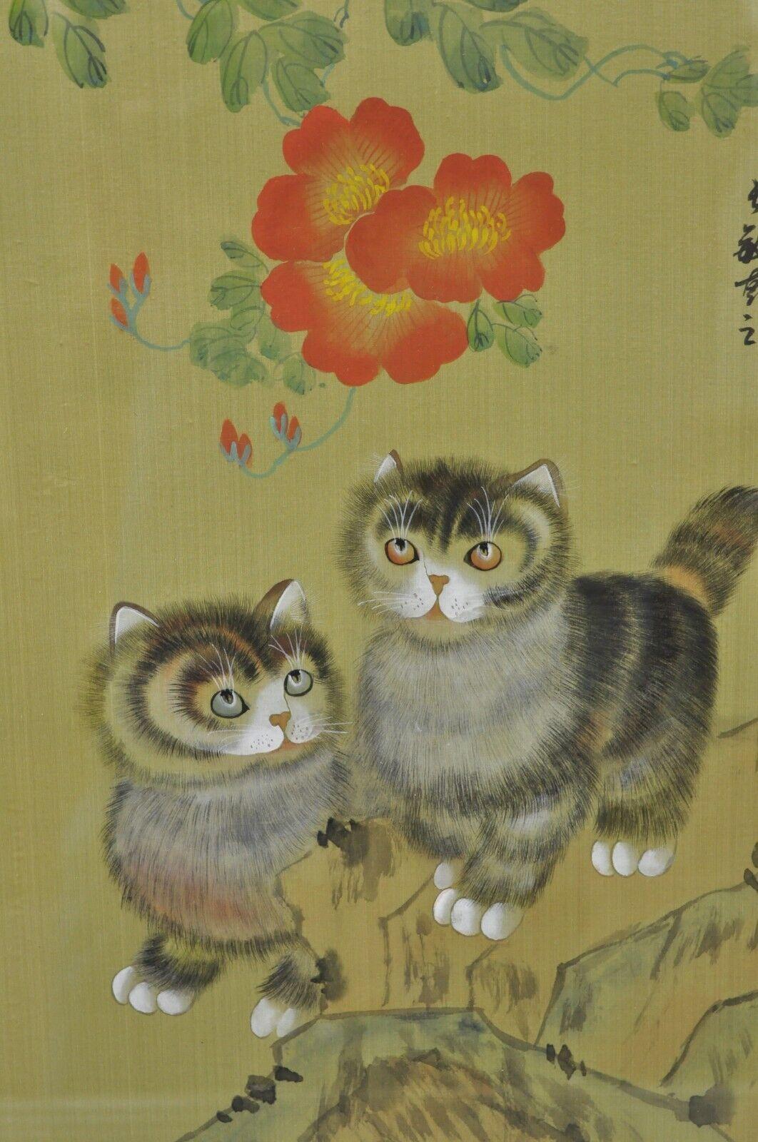 Chinesisches gerahmtes Vintage-Aquarellgemlde mit Katzen und Blumen aus Seide (Chinoiserie) im Angebot