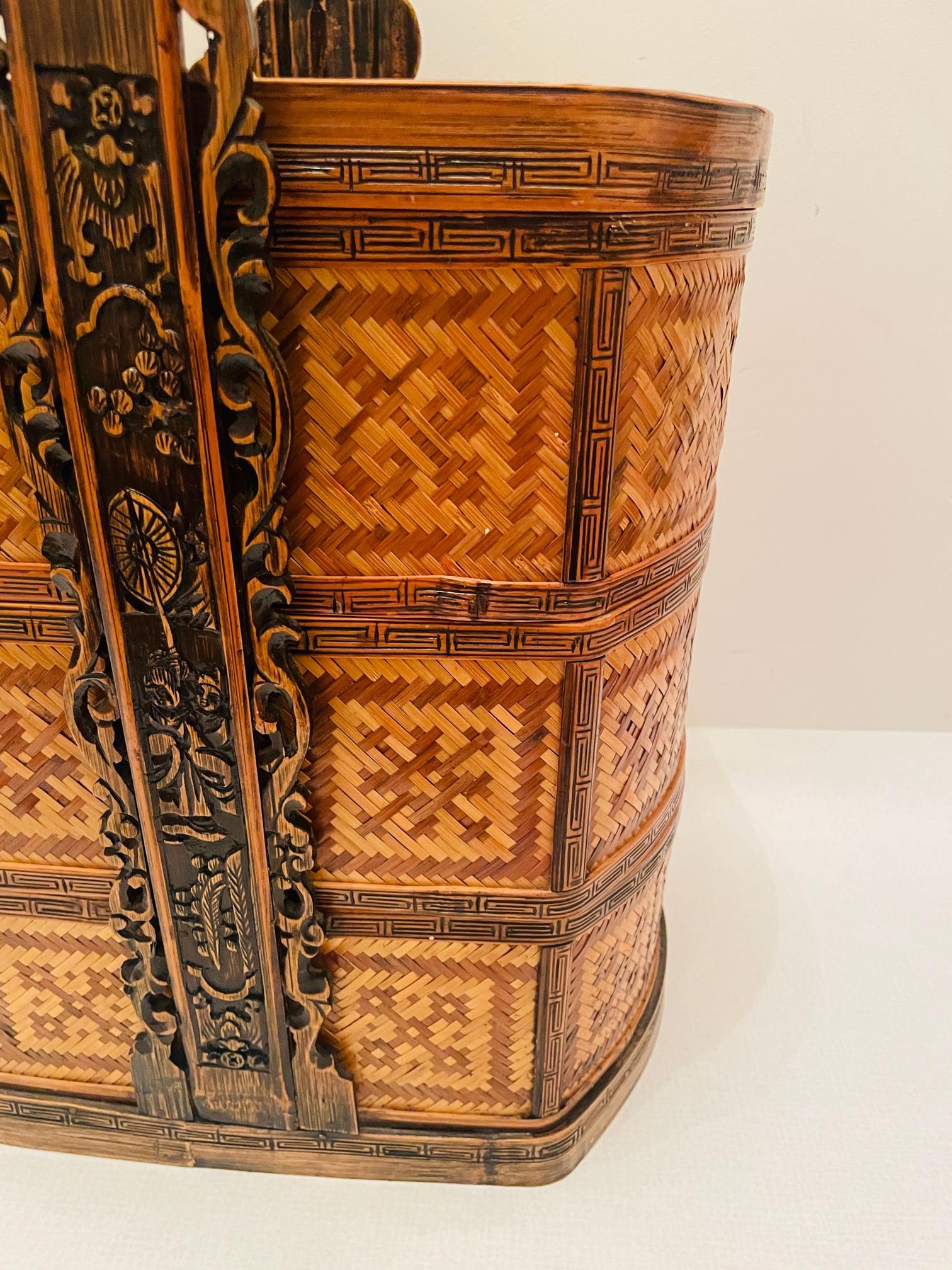 Vintage Chinese wedding basket. Rattan and Bamboo wedding basket. Woodcarving For Sale 4