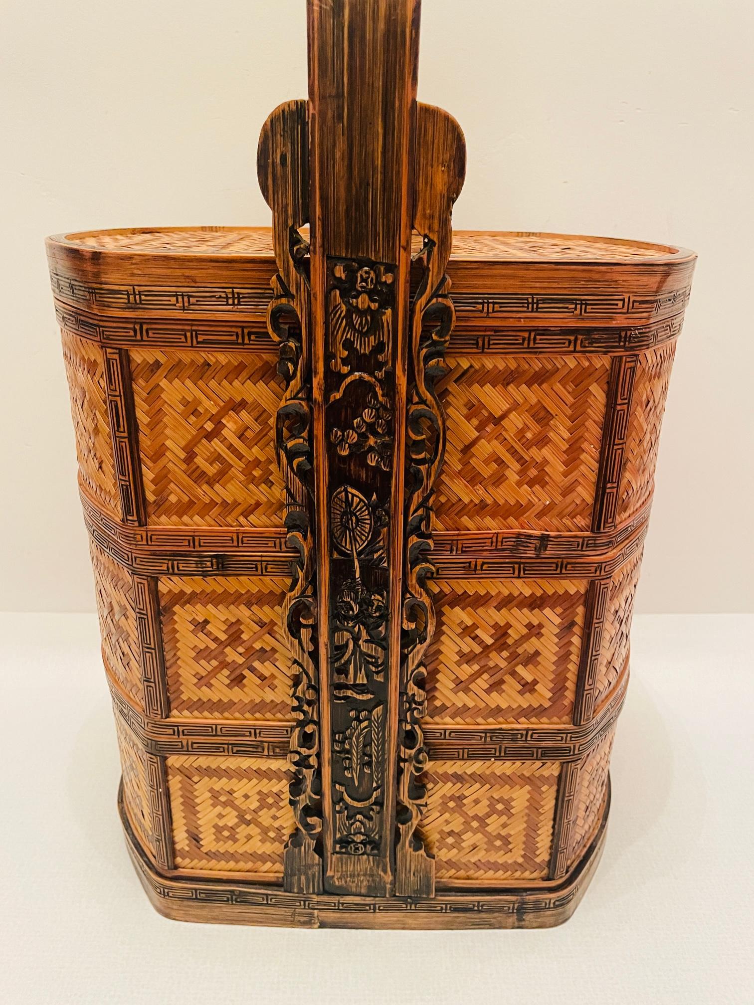 Vintage Chinese wedding basket. Rattan and Bamboo wedding basket. Woodcarving For Sale 5