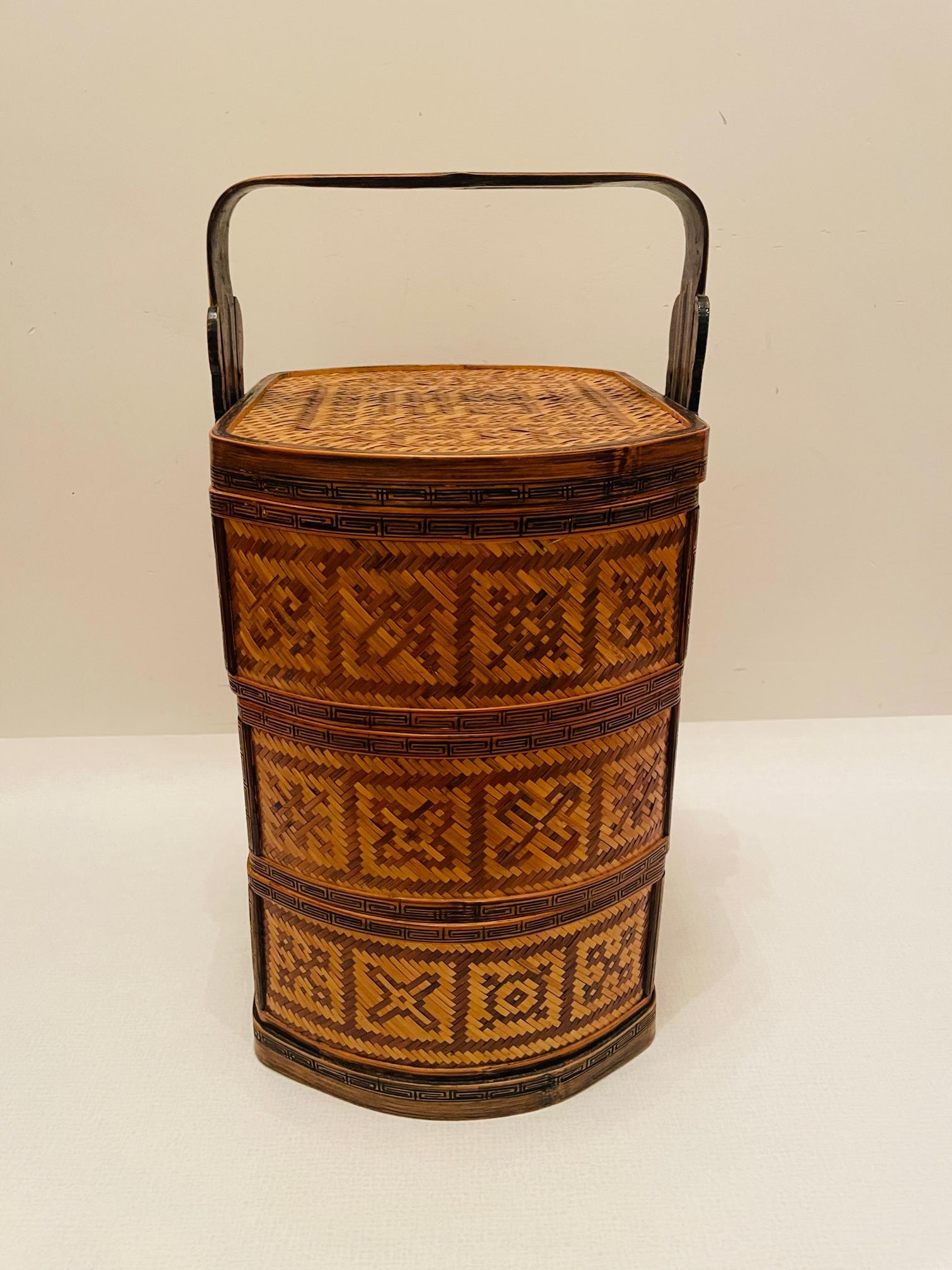Chinoiserie Vintage Chinese wedding basket. Rattan and Bamboo wedding basket. Woodcarving For Sale