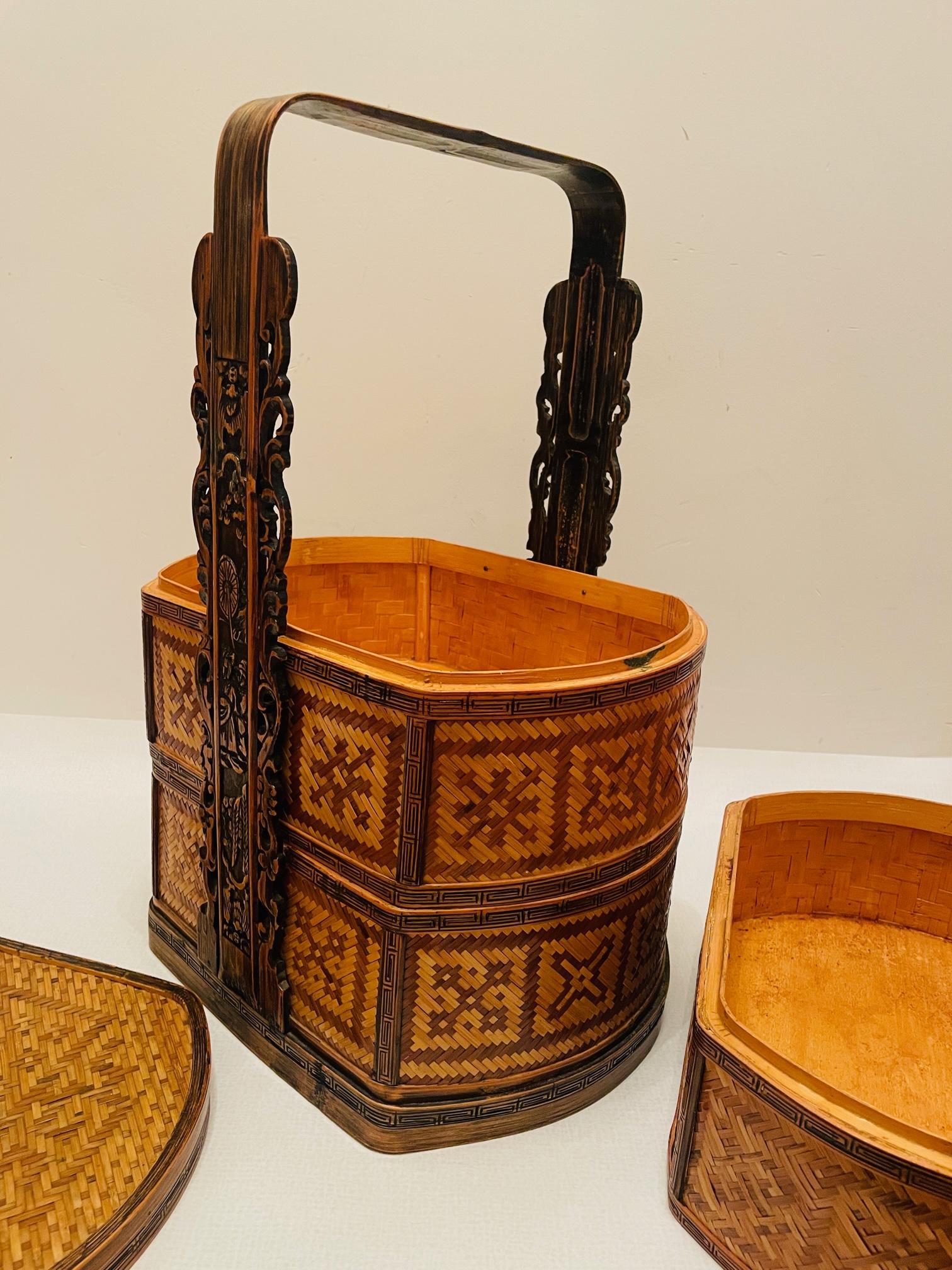 Vintage Chinese wedding basket. Rattan and Bamboo wedding basket. Woodcarving For Sale 1