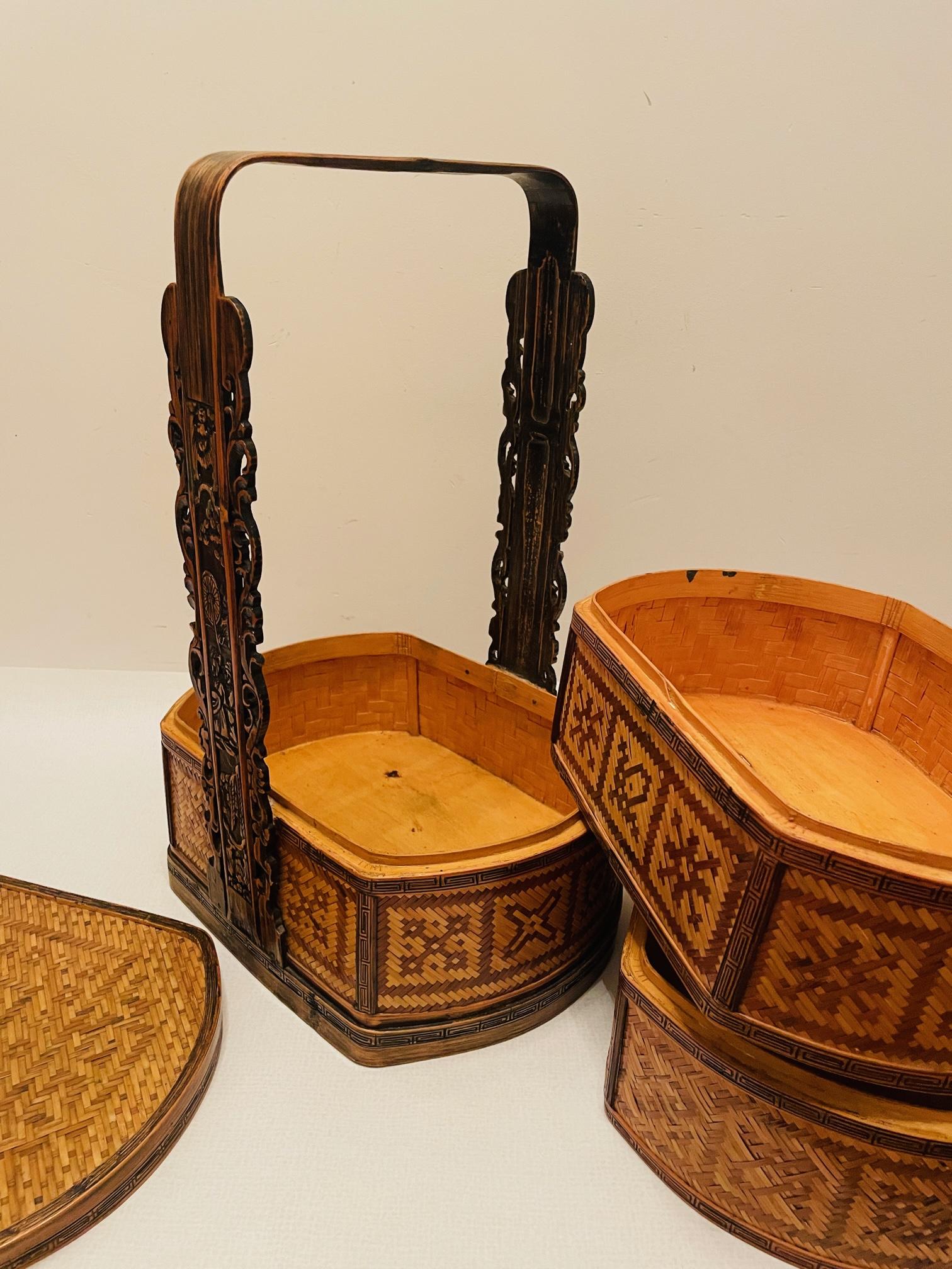 Vintage Chinese wedding basket. Rattan and Bamboo wedding basket. Woodcarving For Sale 2