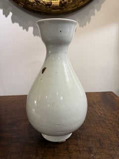 Vintage Chinese White Glazed Ceramic Vase, Hand-Crafted, 36.5cm Tall