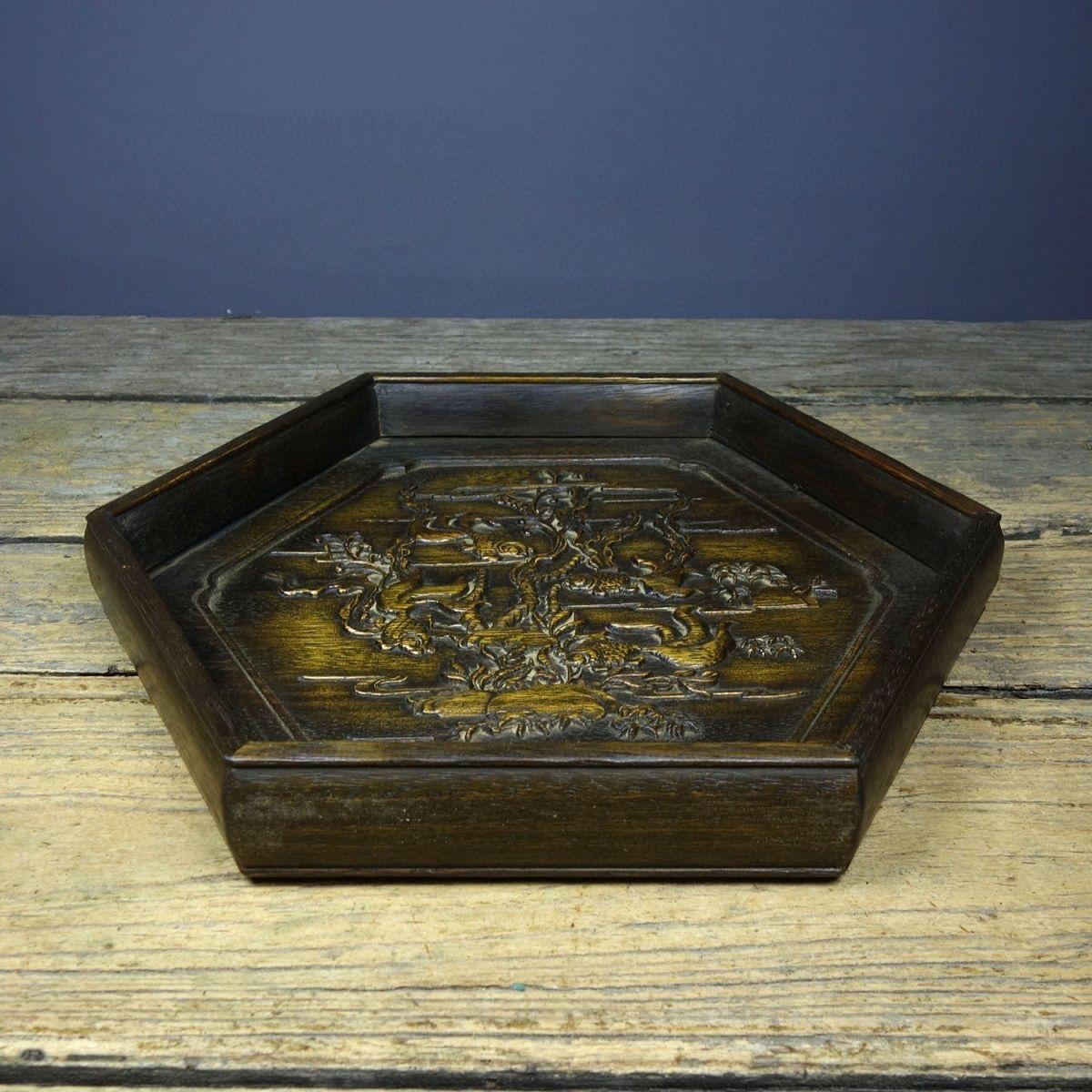 Vintage Chinese Wood Carving Auspicious Goldfische Sechseckige Platte im Angebot 1