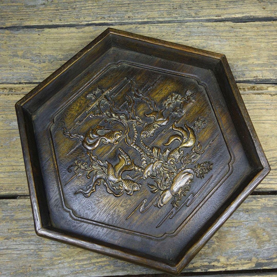 Vintage Chinese Wood Carving Auspicious Goldfische Sechseckige Platte im Angebot 3